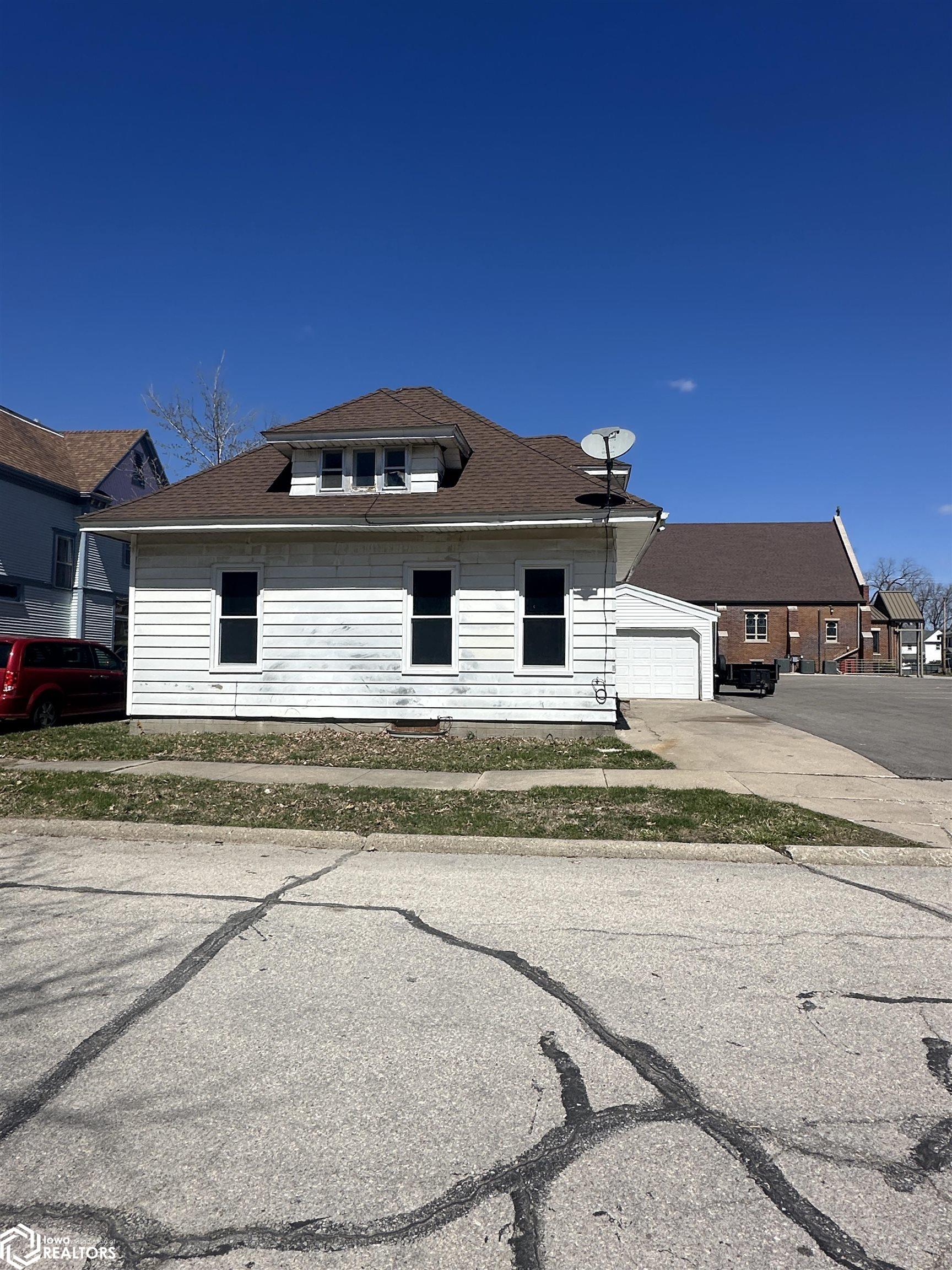 710 Iowa Street, Iowa Falls, Iowa image 3
