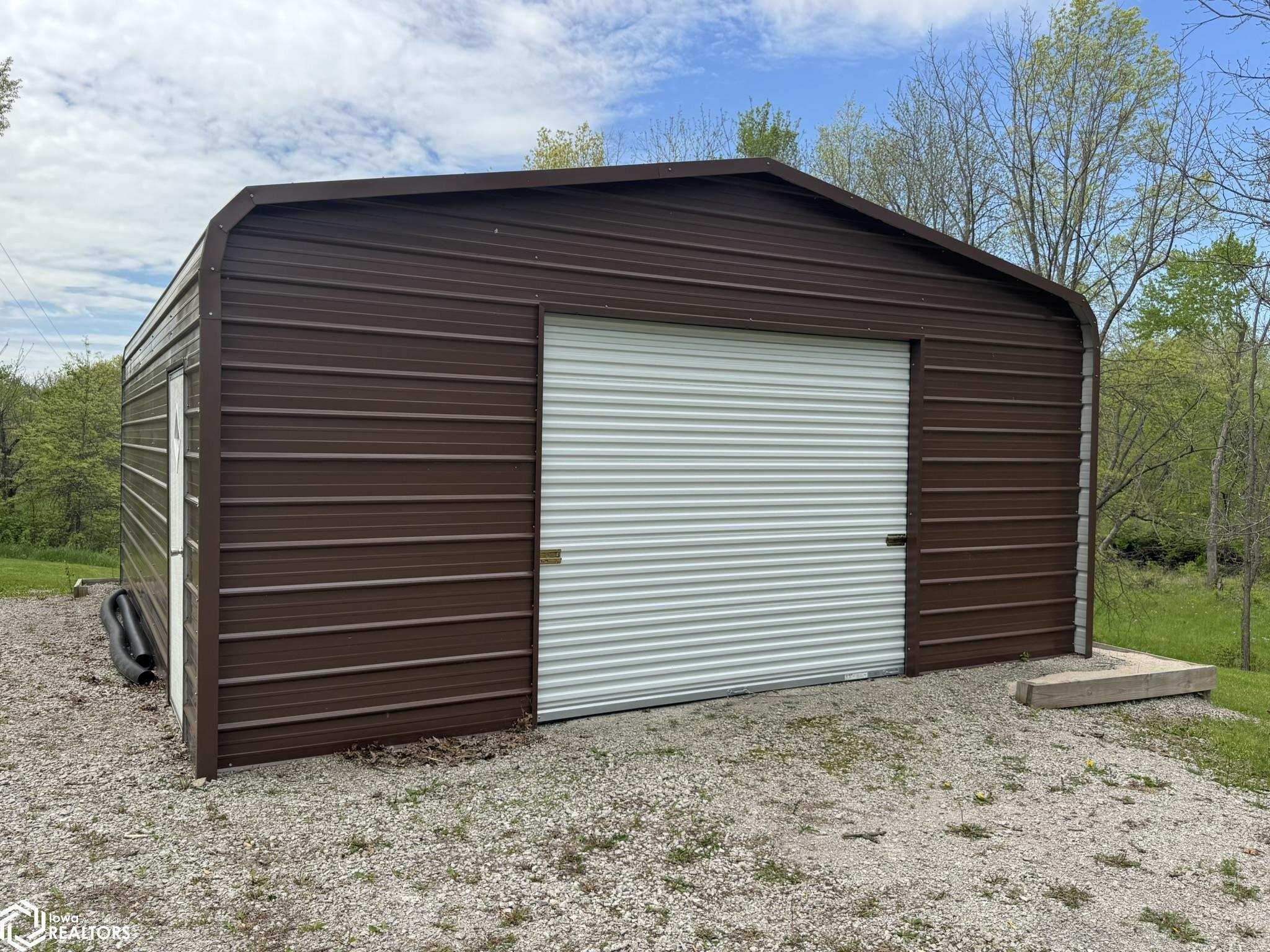 16500 213th Avenue, Centerville, Iowa image 32