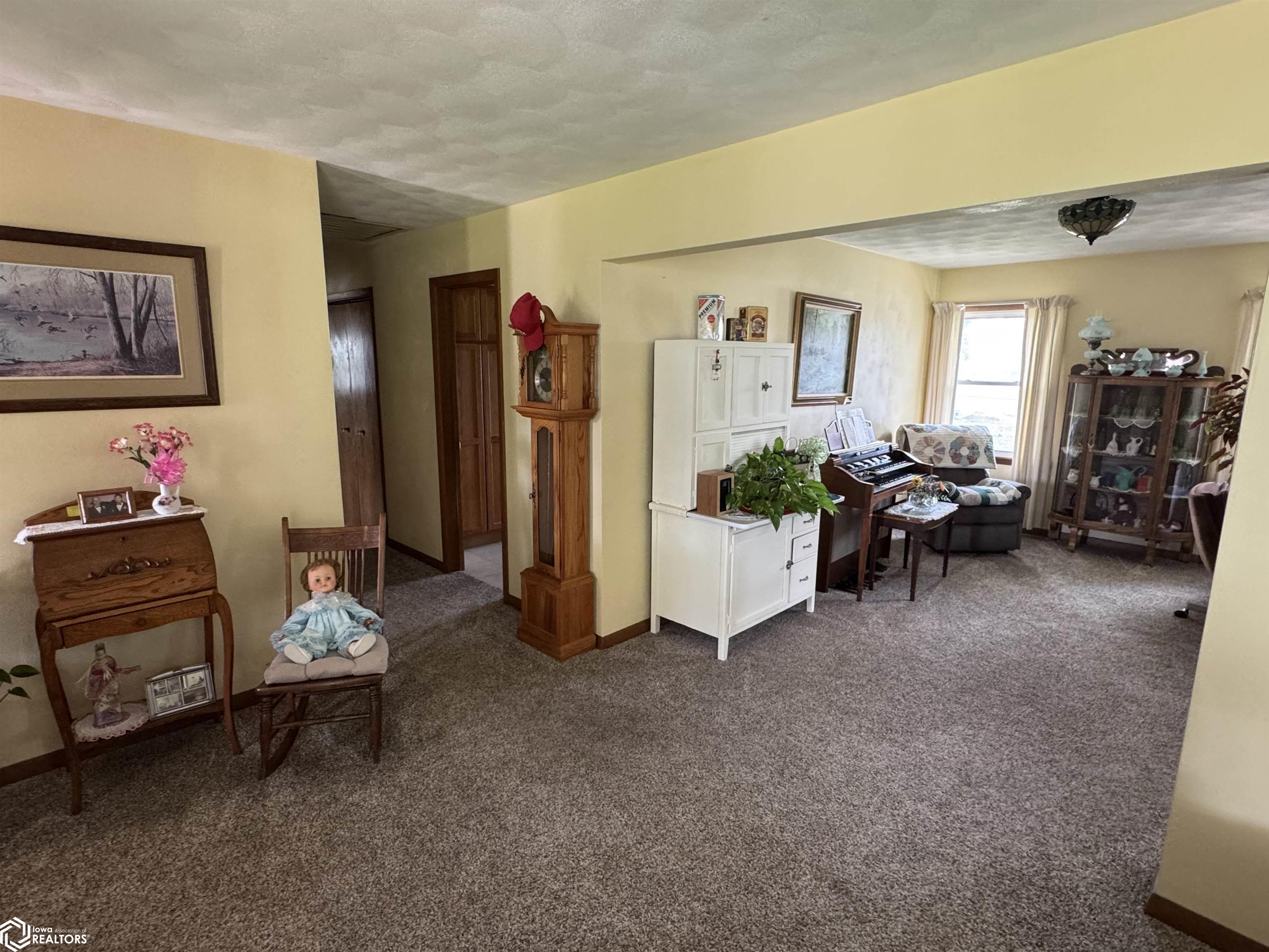 200 Royel Court, Wapello, Iowa image 16