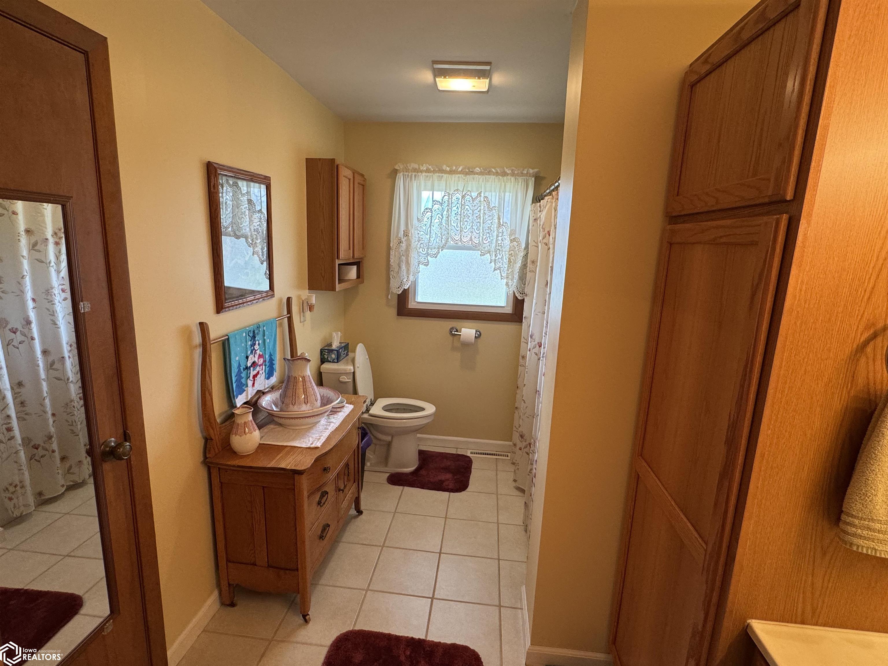 200 Royel Court, Wapello, Iowa image 19