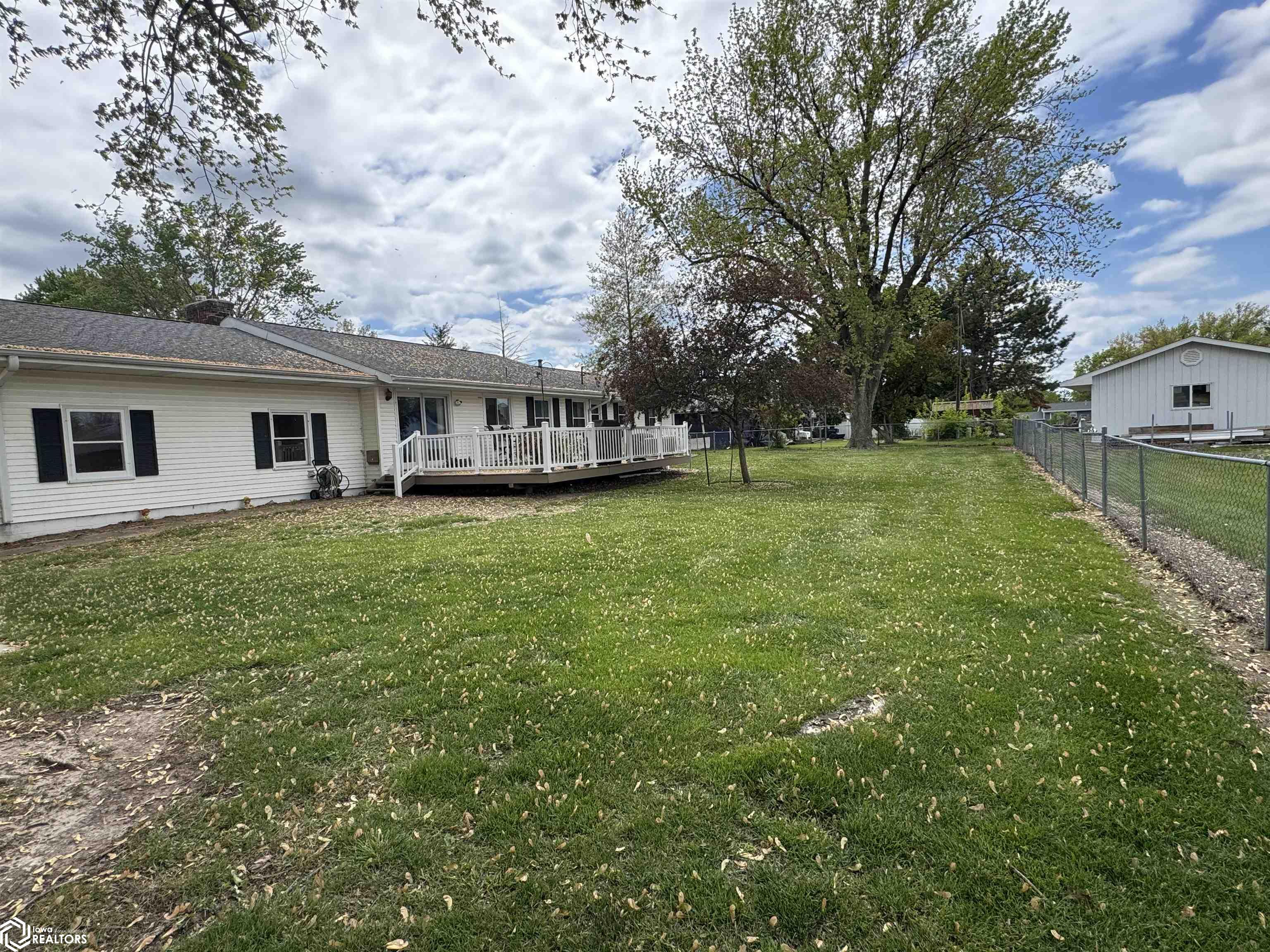 200 Royel Court, Wapello, Iowa image 6