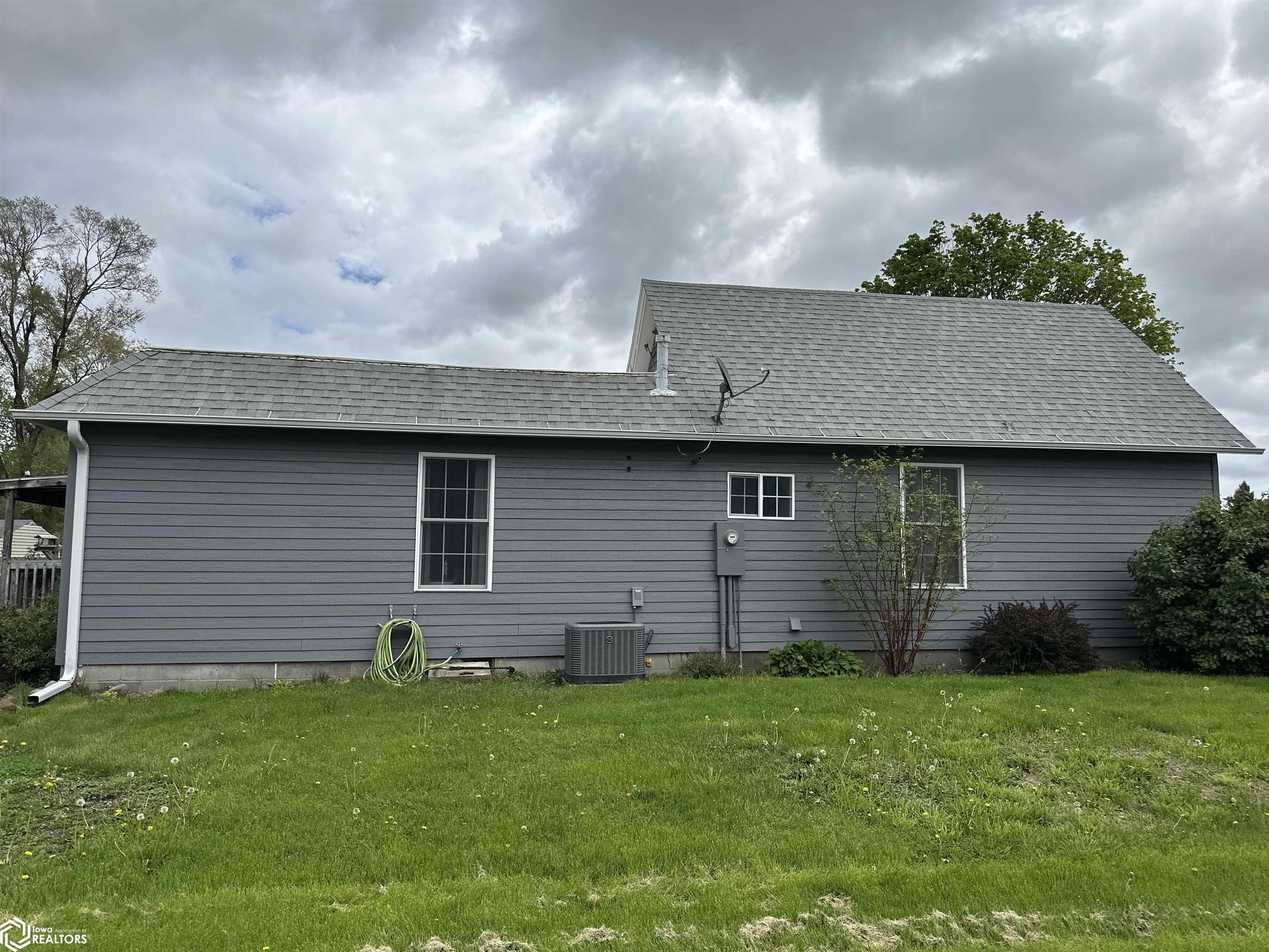 310 W 1st Street, Atlantic, Iowa image 3