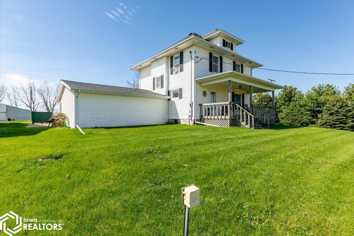 1208 310th Avenue, Malcom, Iowa image 3