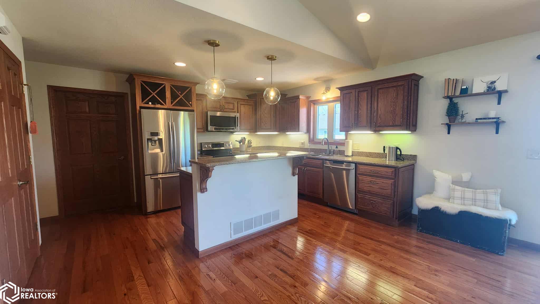 106 5th Avenue, Northwood, Iowa image 7