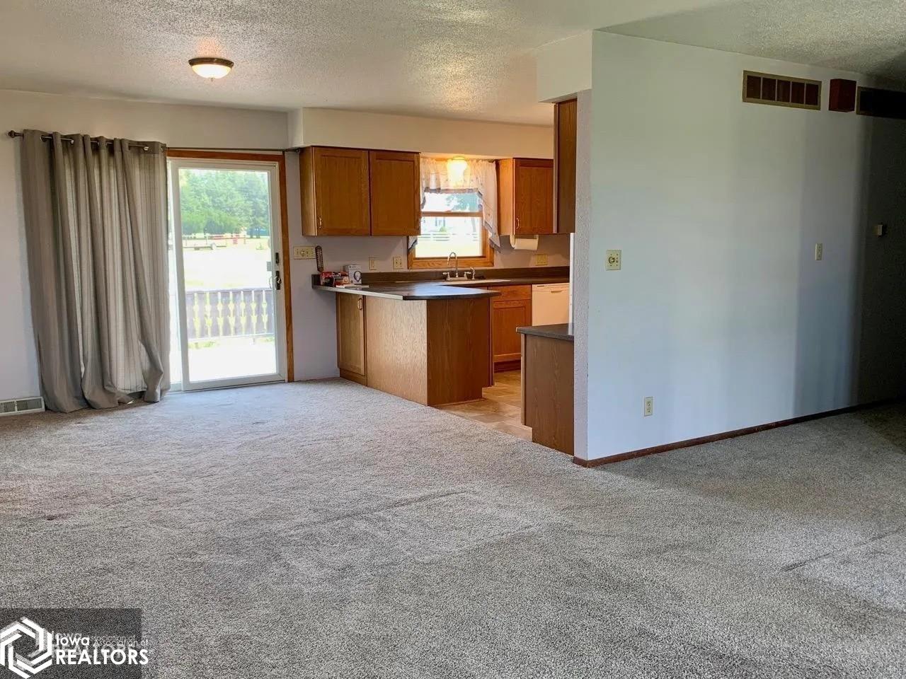 123 S Oak Street, Orient, Iowa image 8