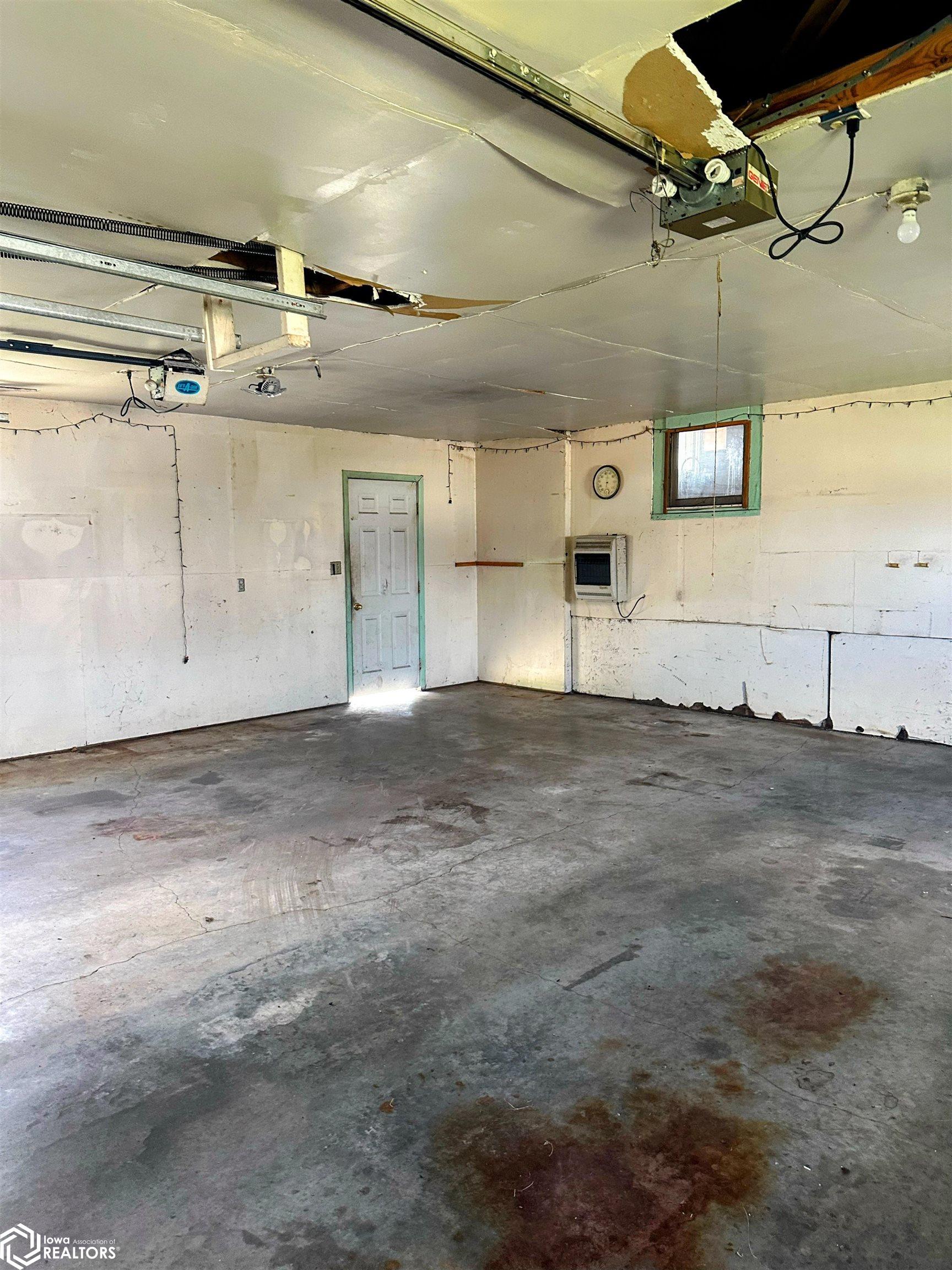 306 N Mill, Blakesburg, Iowa image 37