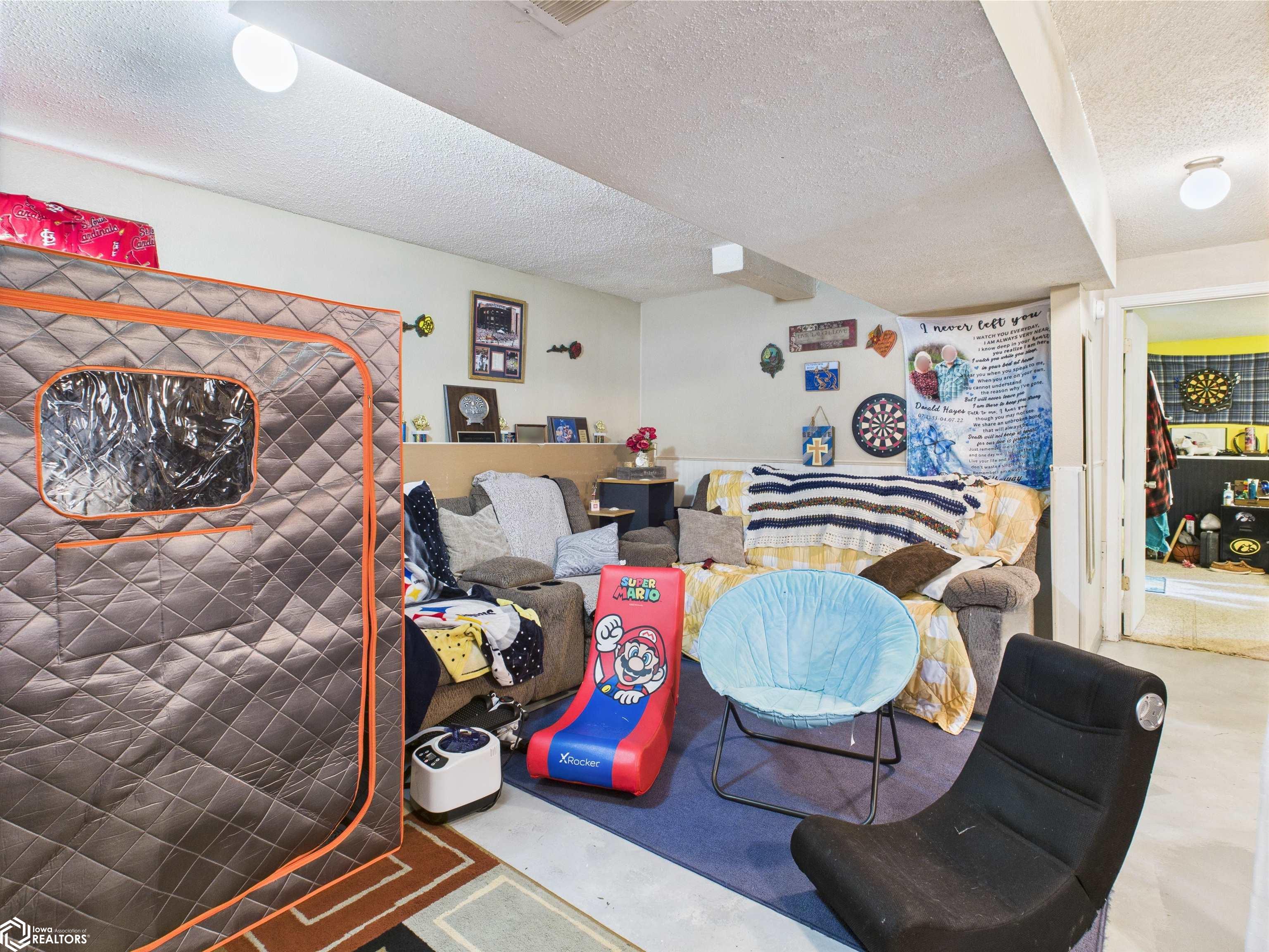 9 Suncrest Terrace, Keokuk, Iowa image 21