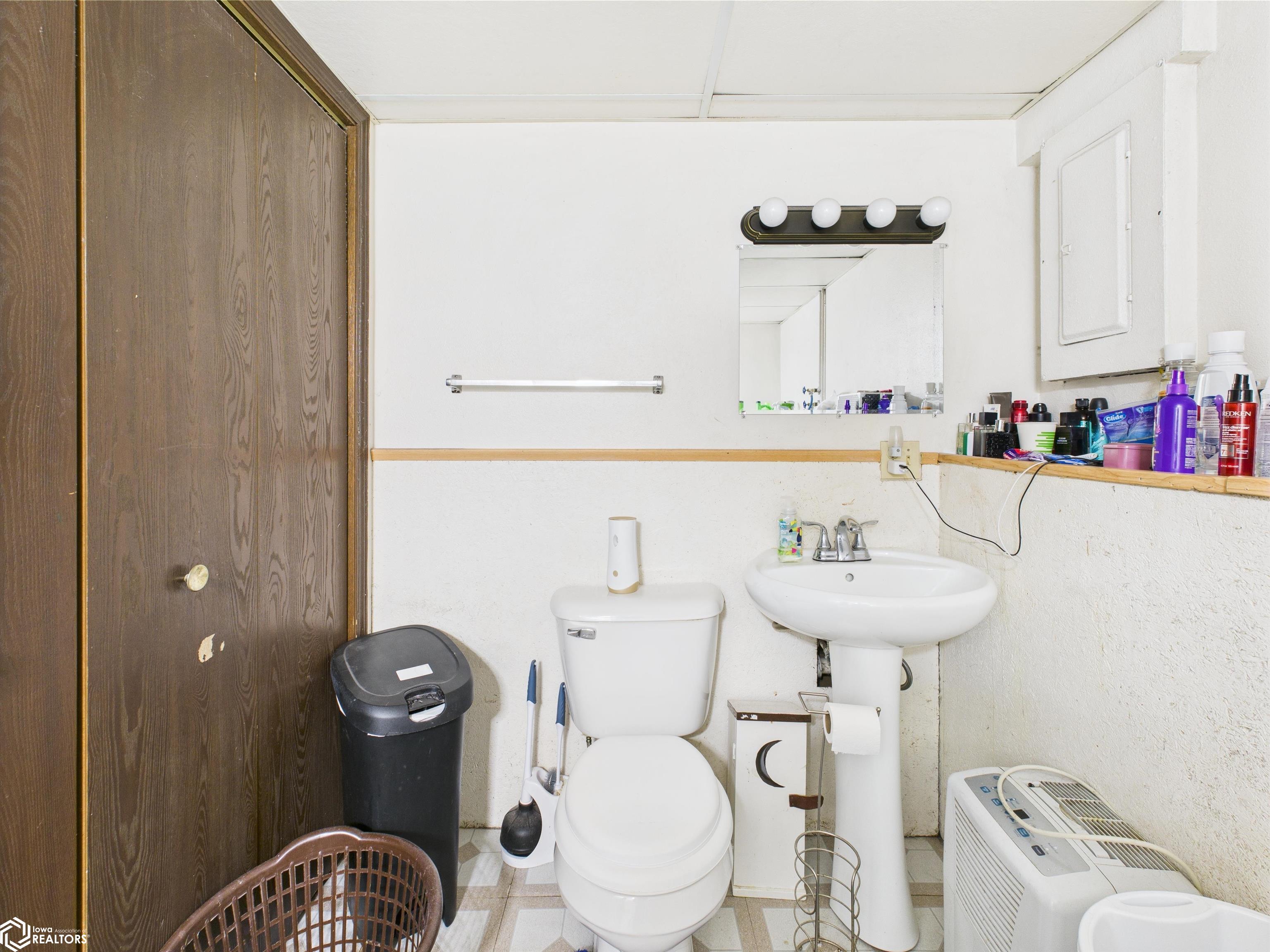 9 Suncrest Terrace, Keokuk, Iowa image 26
