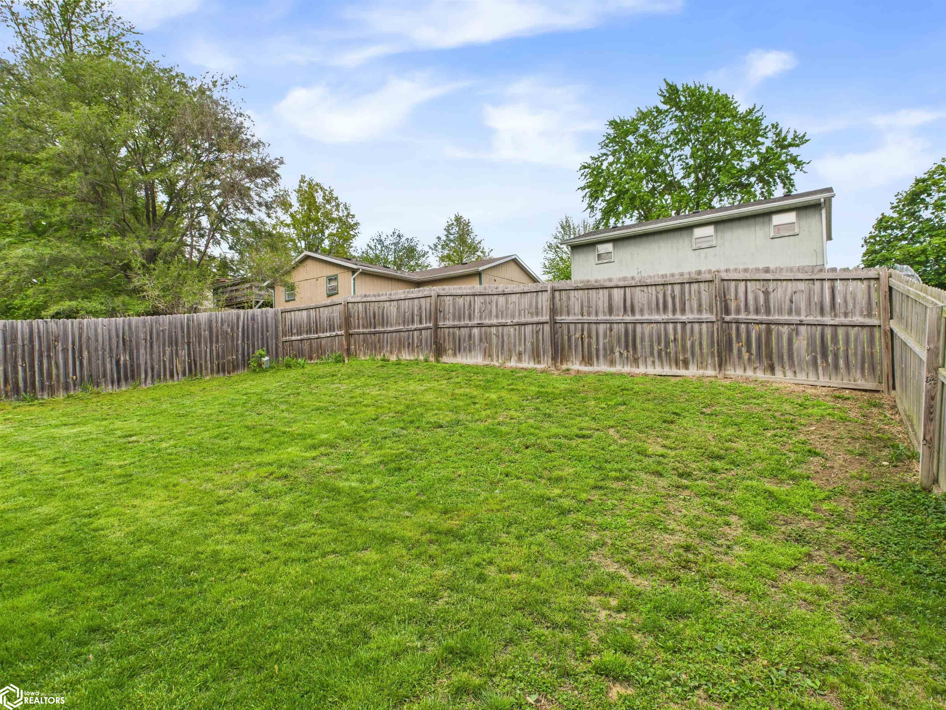 9 Suncrest Terrace, Keokuk, Iowa image 32