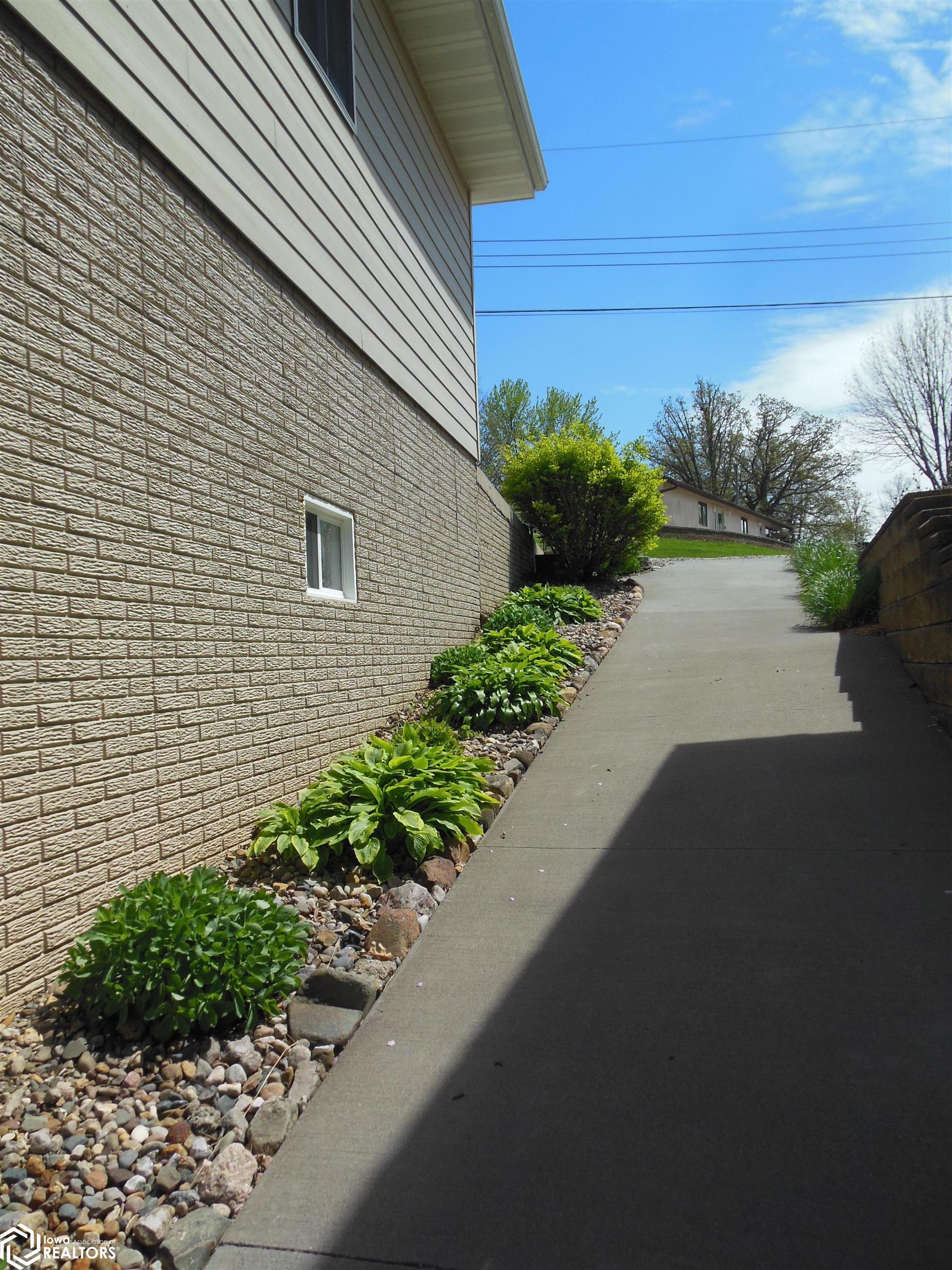 199 Cottage Lane, Montezuma, Iowa image 37