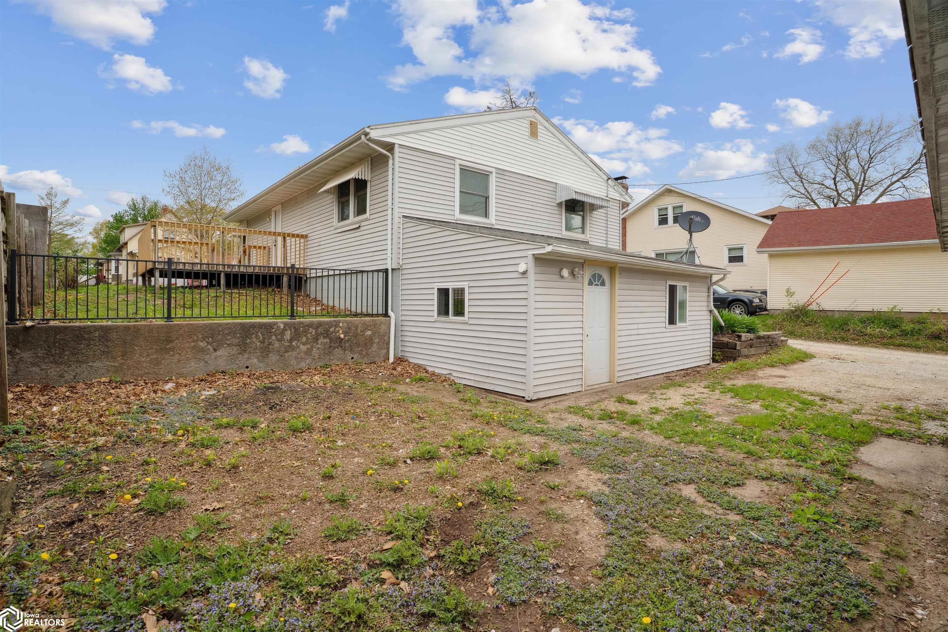 1232 Madison Ave., Burlington, Iowa image 23
