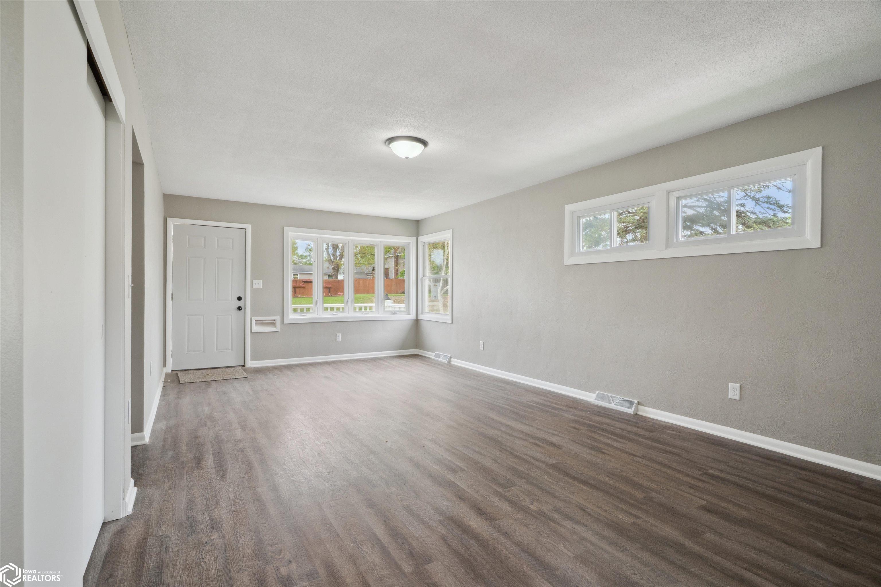 1232 Madison Ave., Burlington, Iowa image 4
