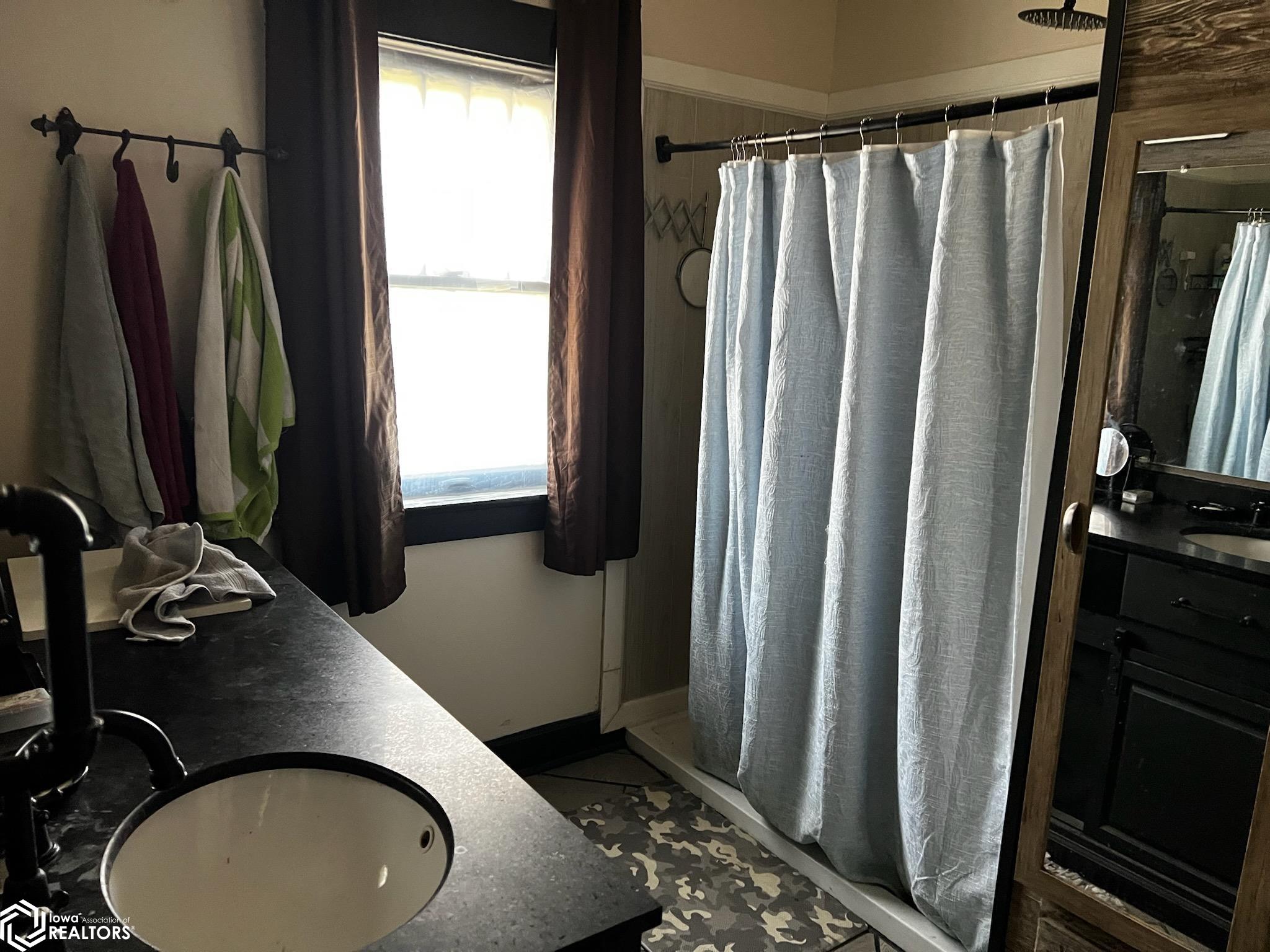 1013 Main Avenue, Clear Lake, Iowa image 6