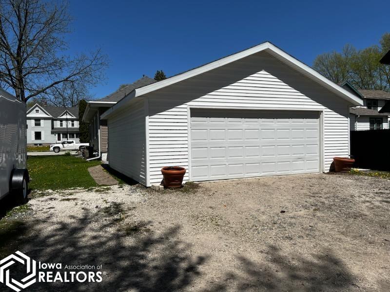 1013 Main Avenue, Clear Lake, Iowa image 9