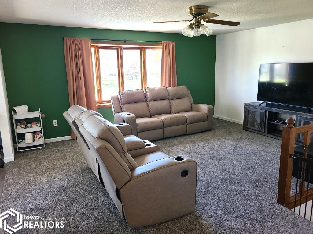 617 Southview Drive, Rockwell, Iowa image 2