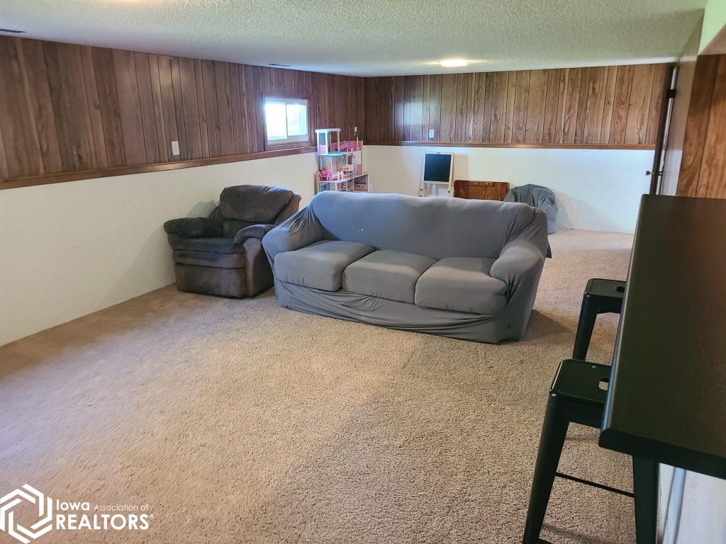 617 Southview Drive, Rockwell, Iowa image 16