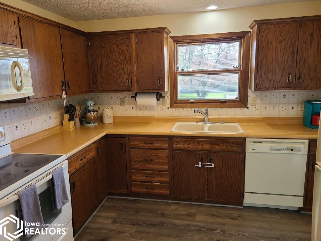 617 Southview Drive, Rockwell, Iowa image 4