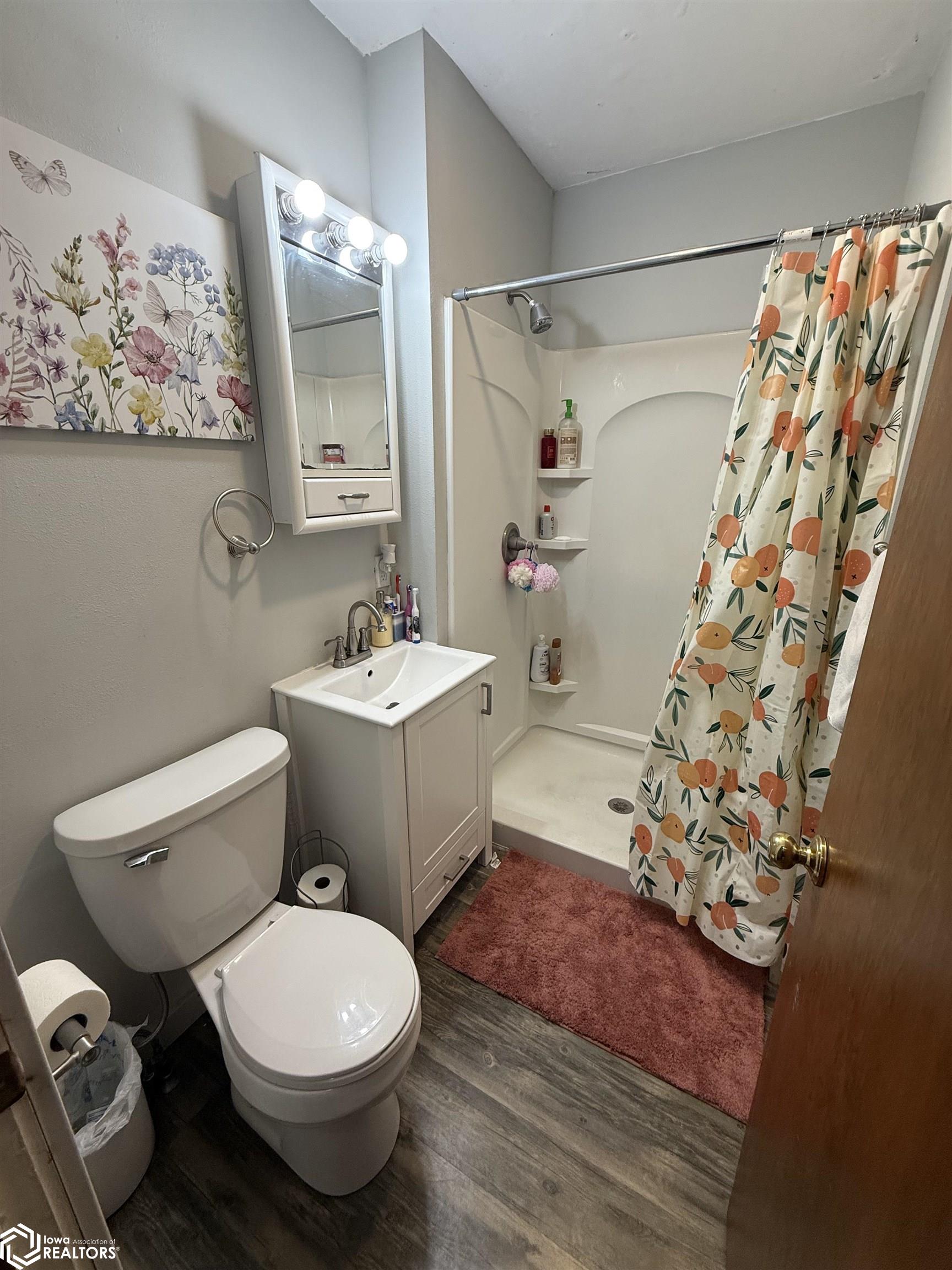 400 S 9th Street, Clear Lake, Iowa image 13