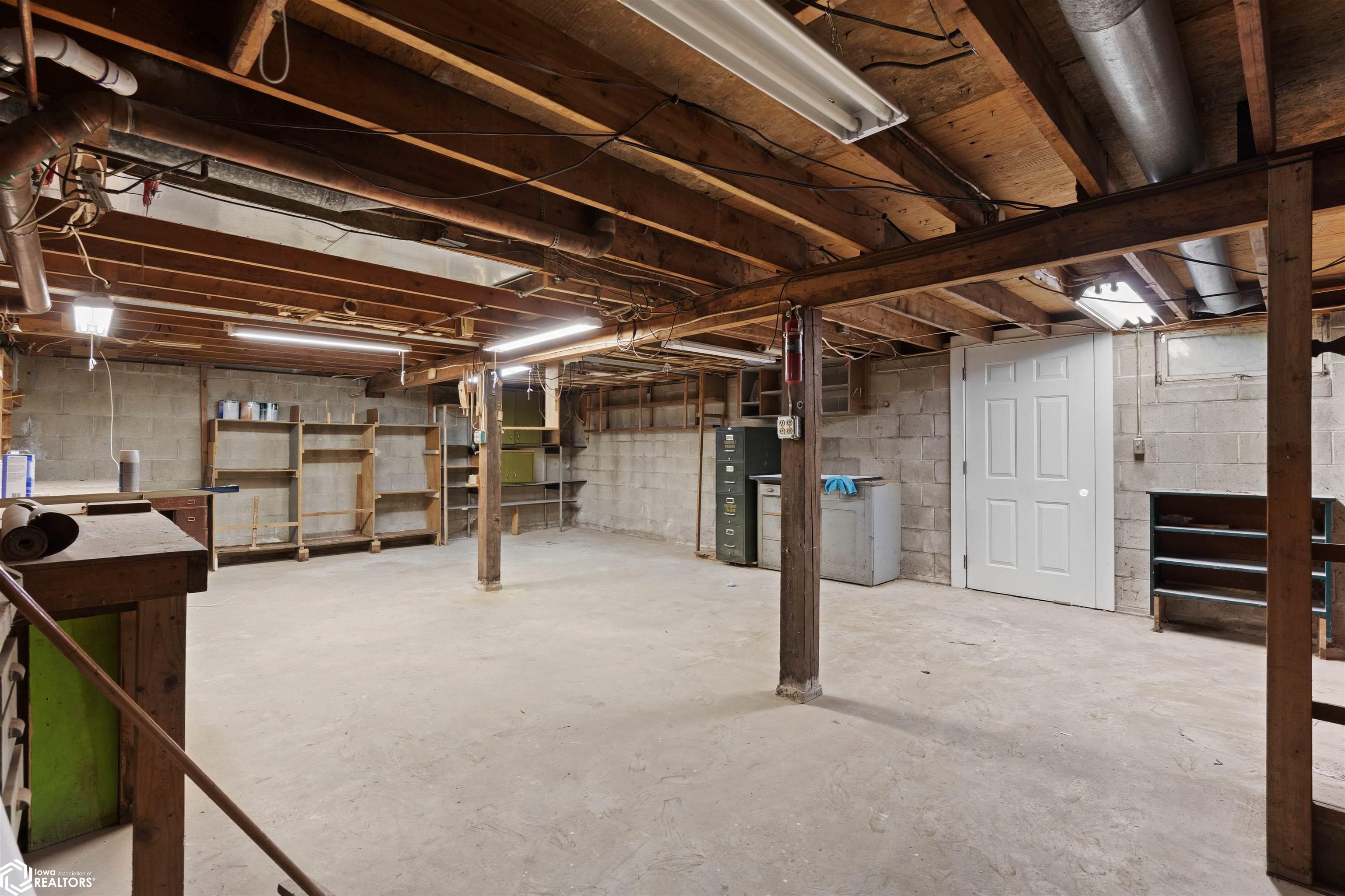 1109 S 1st Street, Marshalltown, Iowa image 21