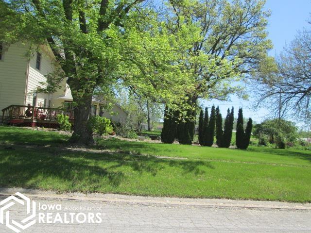 730 Grace Avenue, Chariton, Iowa image 6