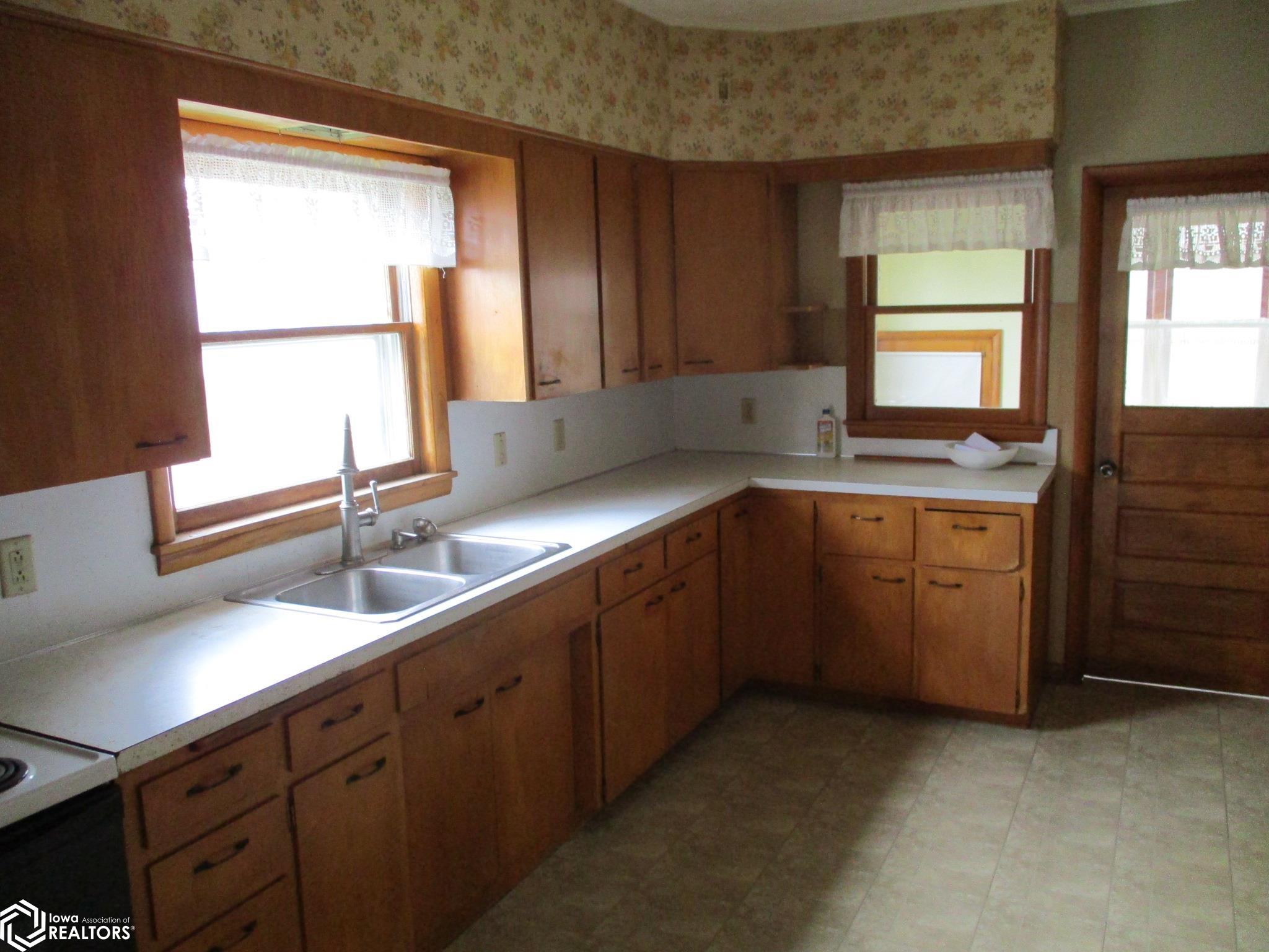 401 Carter Street, Clutier, Iowa image 3
