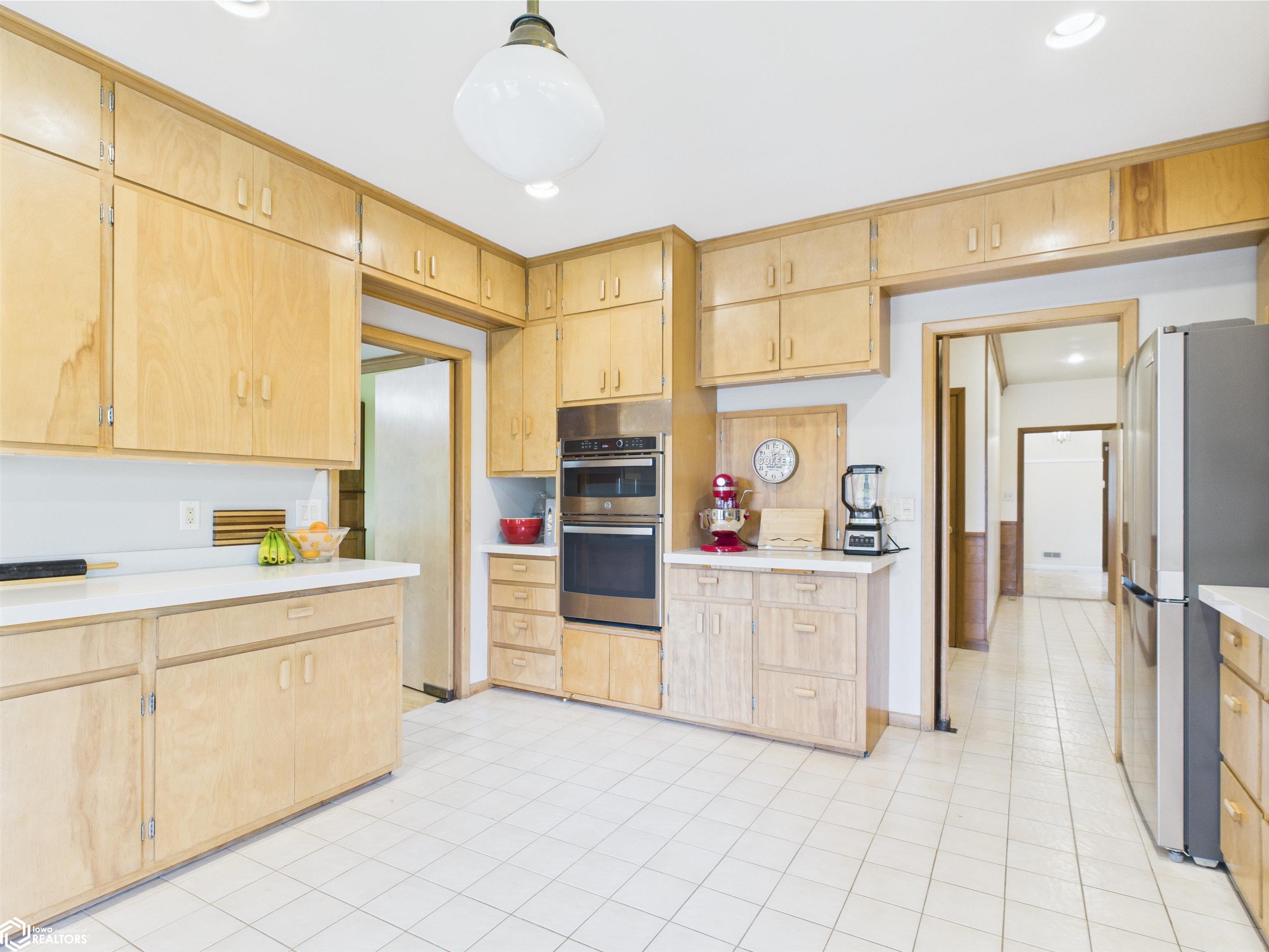 33 Birchwood Drive, Ottumwa, Iowa image 16