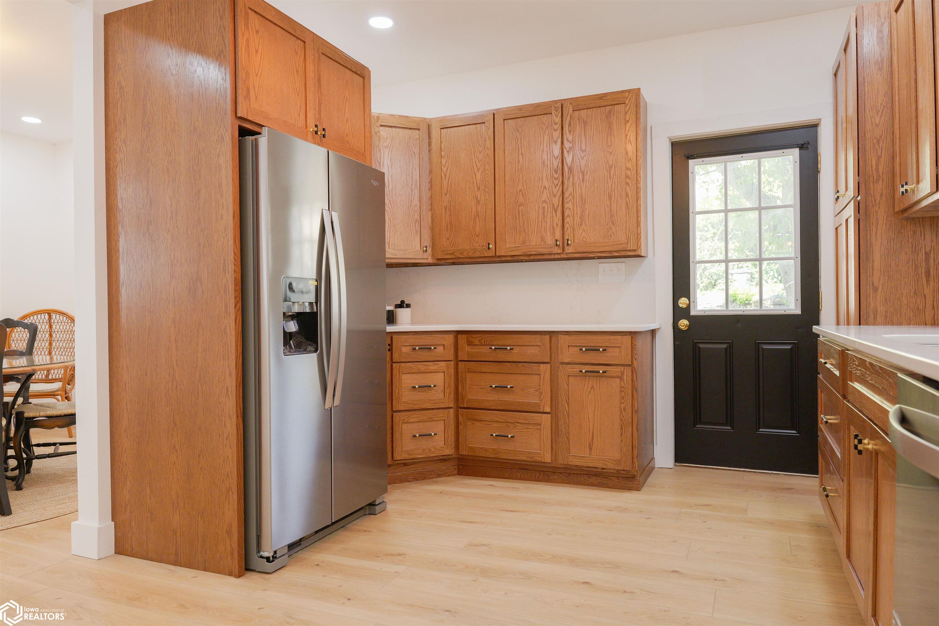 819 N 3rd Street, Burlington, Iowa image 12