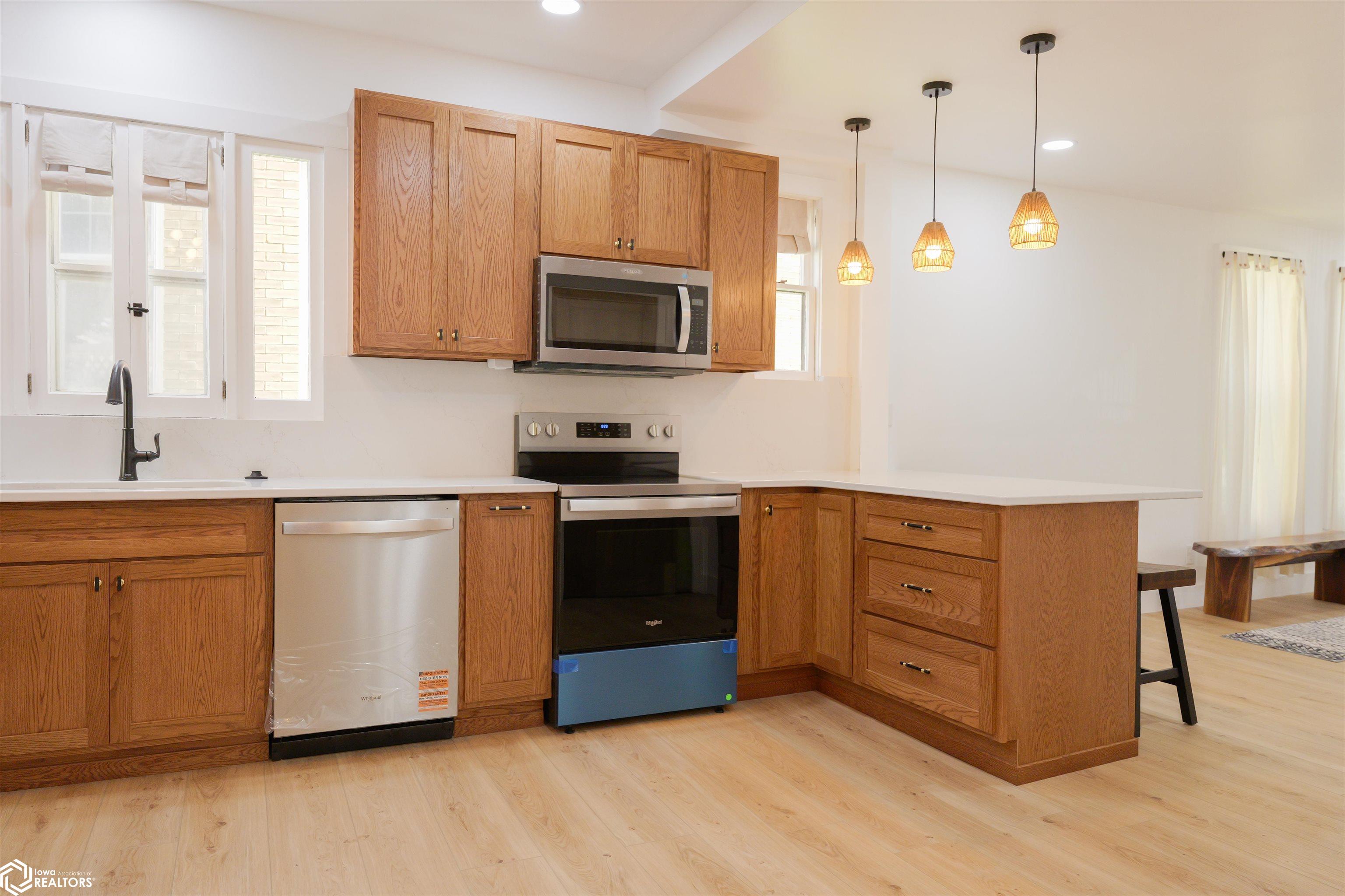 819 N 3rd Street, Burlington, Iowa image 13