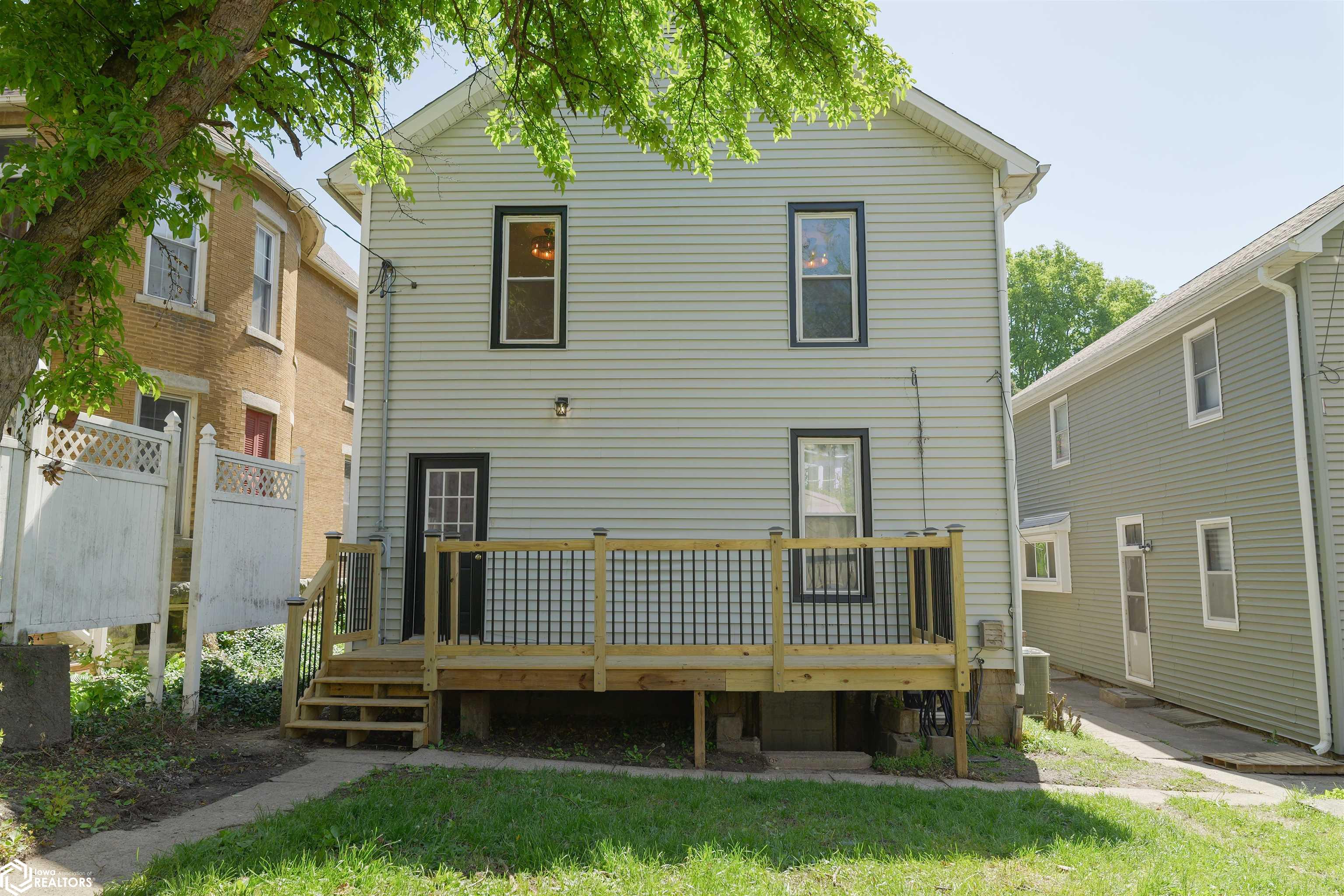 819 N 3rd Street, Burlington, Iowa image 43