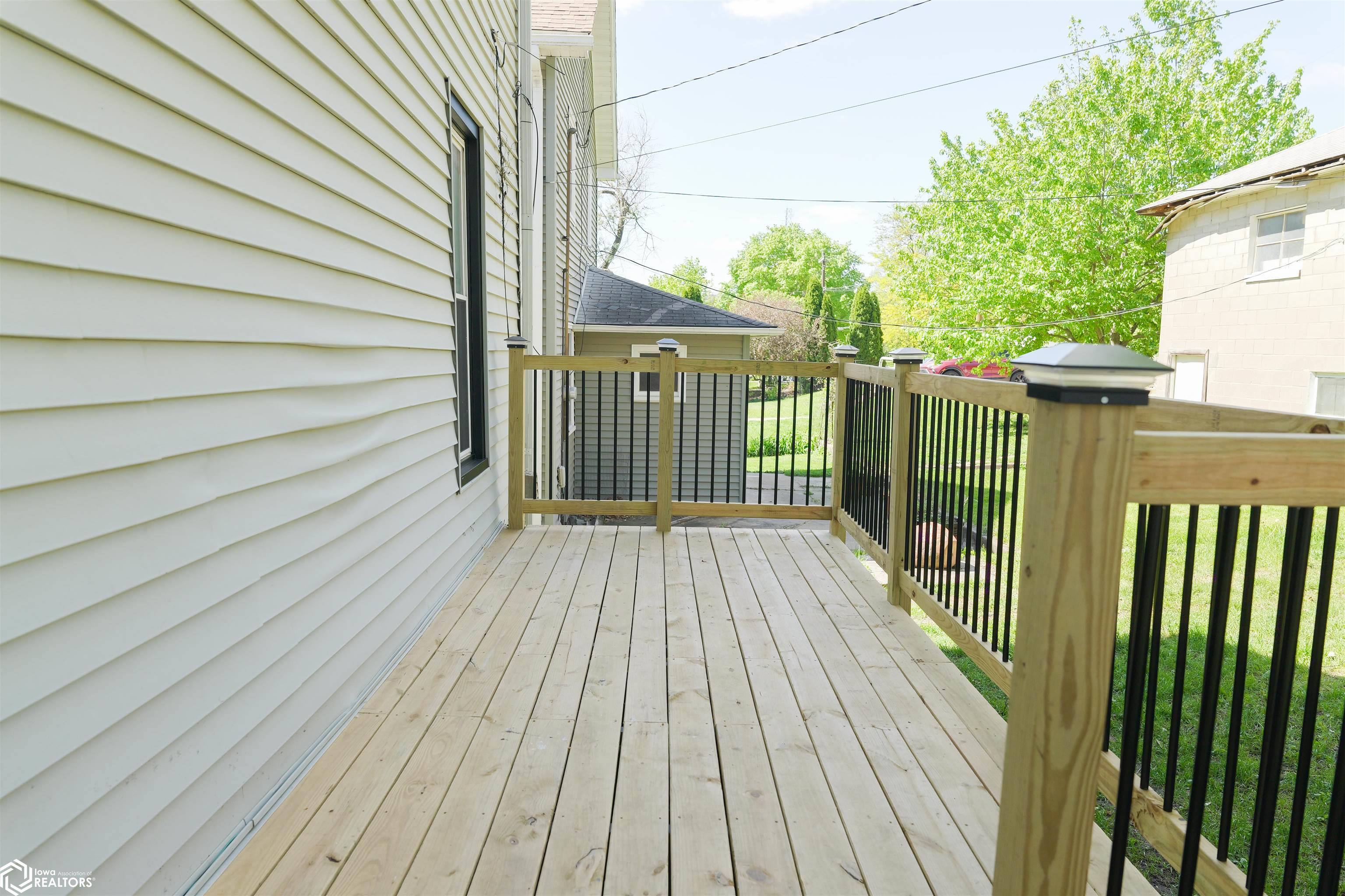 819 N 3rd Street, Burlington, Iowa image 45