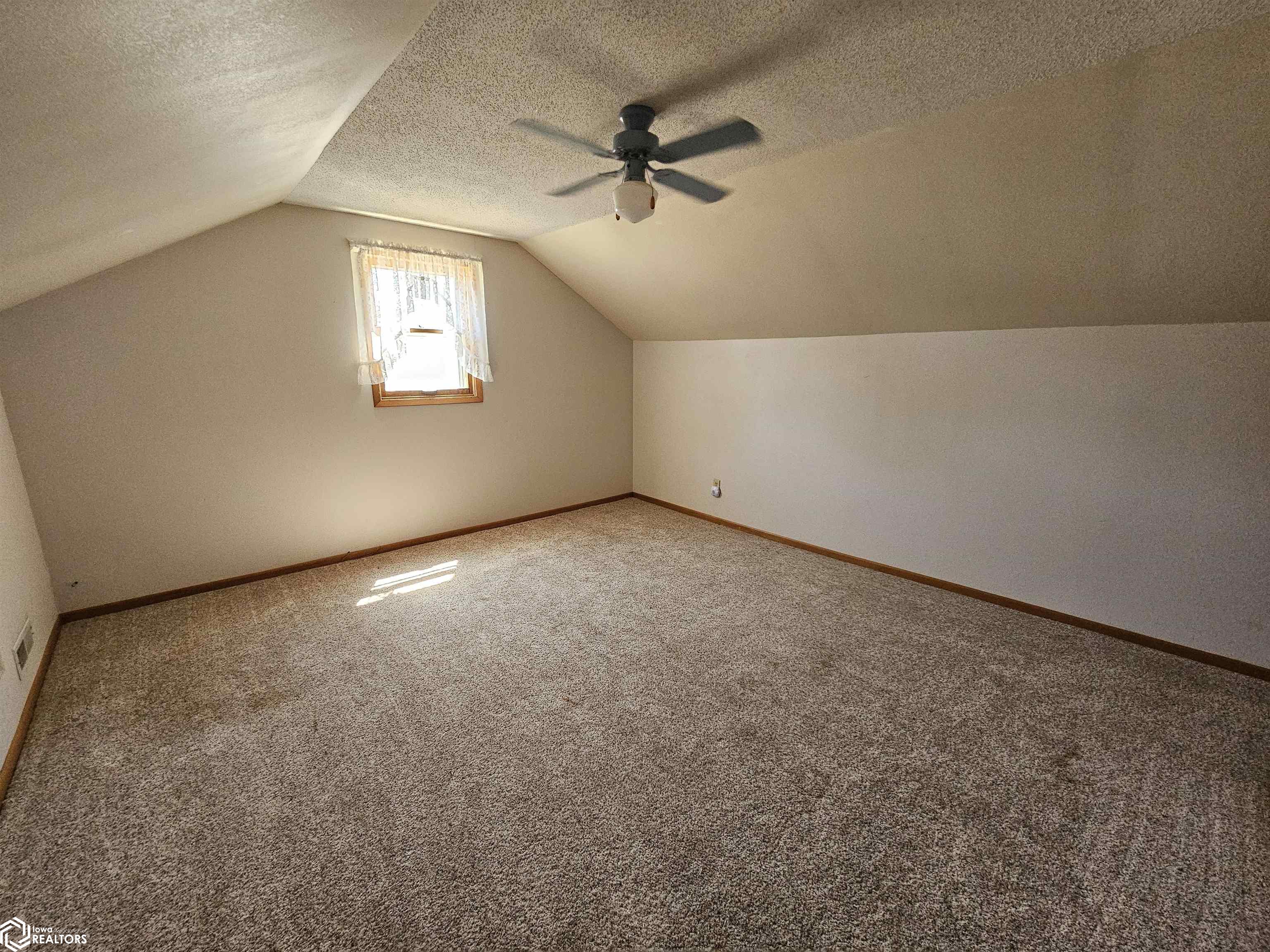 321 S Walnut Street, Carroll, Iowa image 17