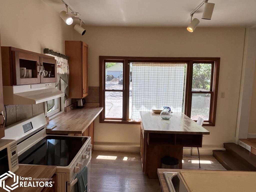 601 W Carpenter Avenue, Fairfield, Iowa image 4