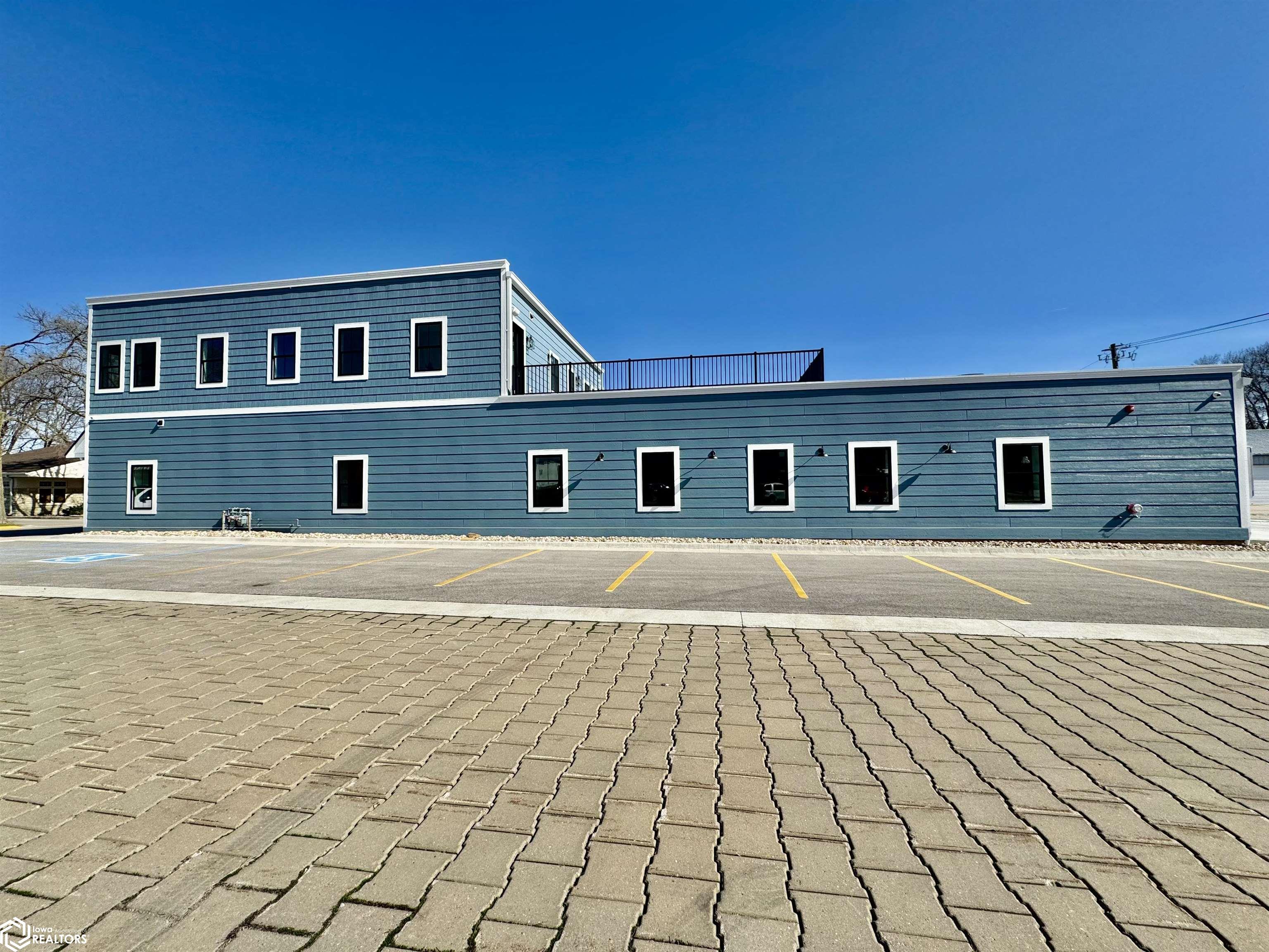 105 S 4th St #SUITE A, Clear Lake, Iowa image 26