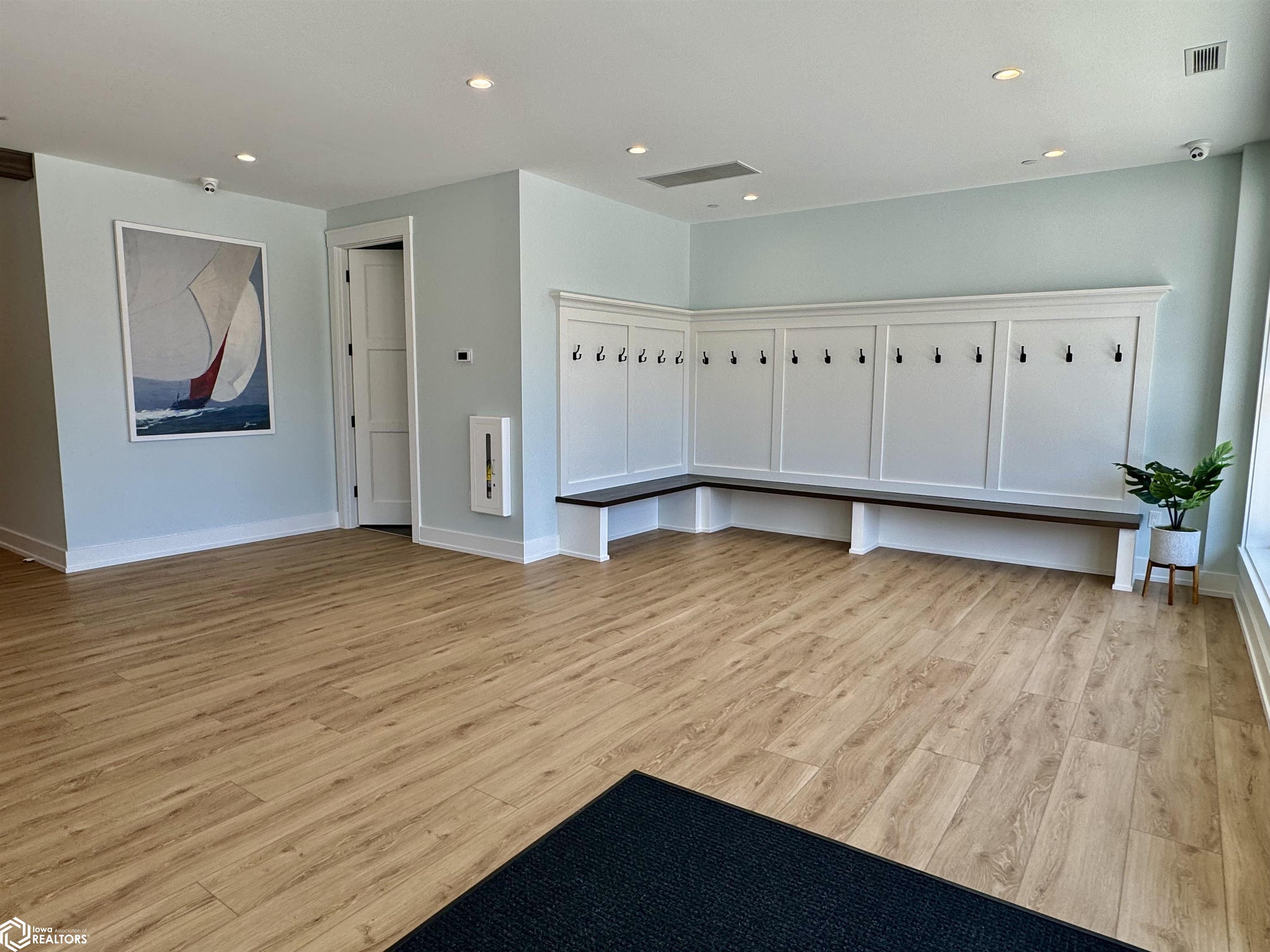 105 S 4th St #SUITE A, Clear Lake, Iowa image 28