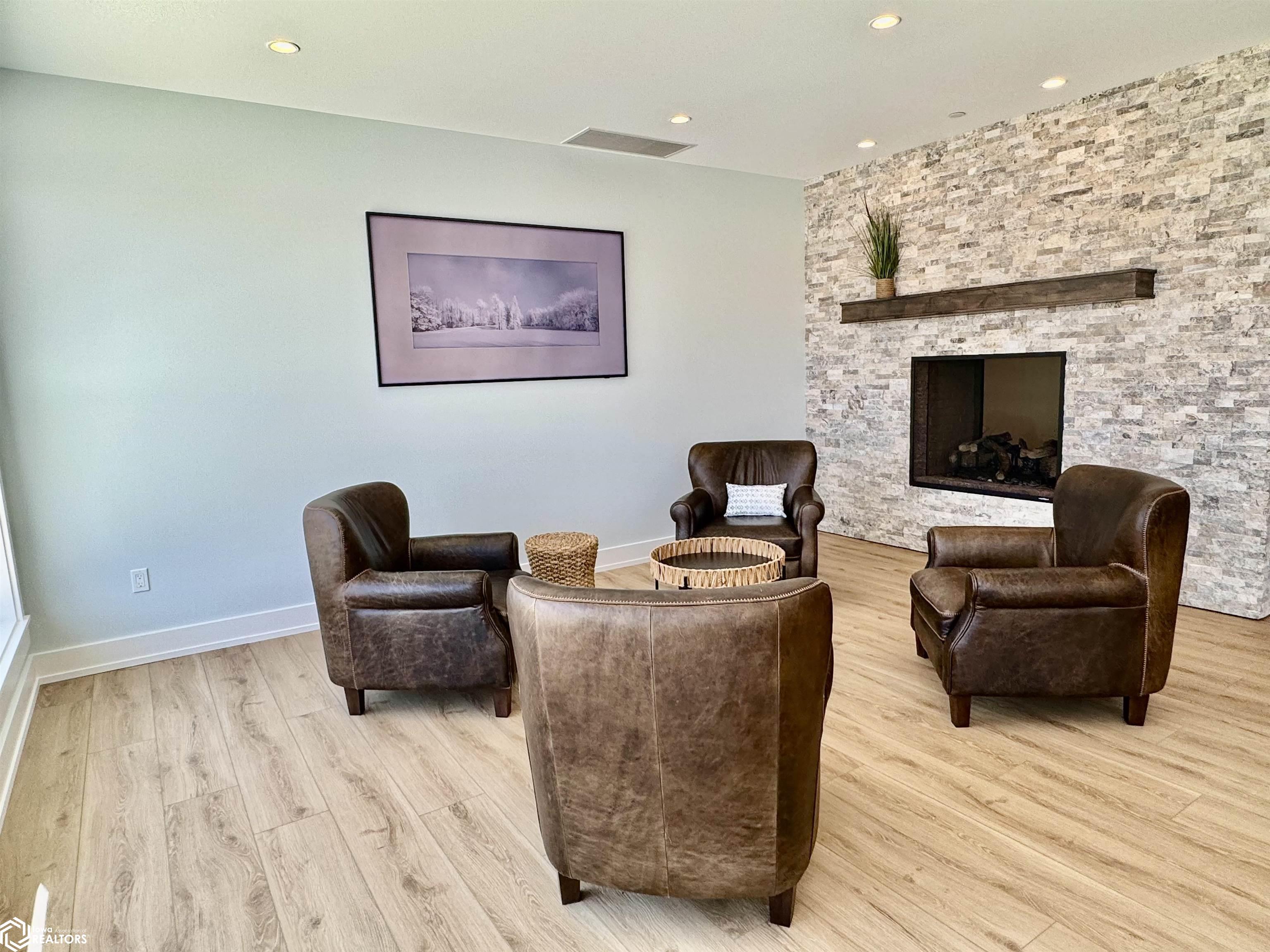 105 S 4th St #SUITE A, Clear Lake, Iowa image 29