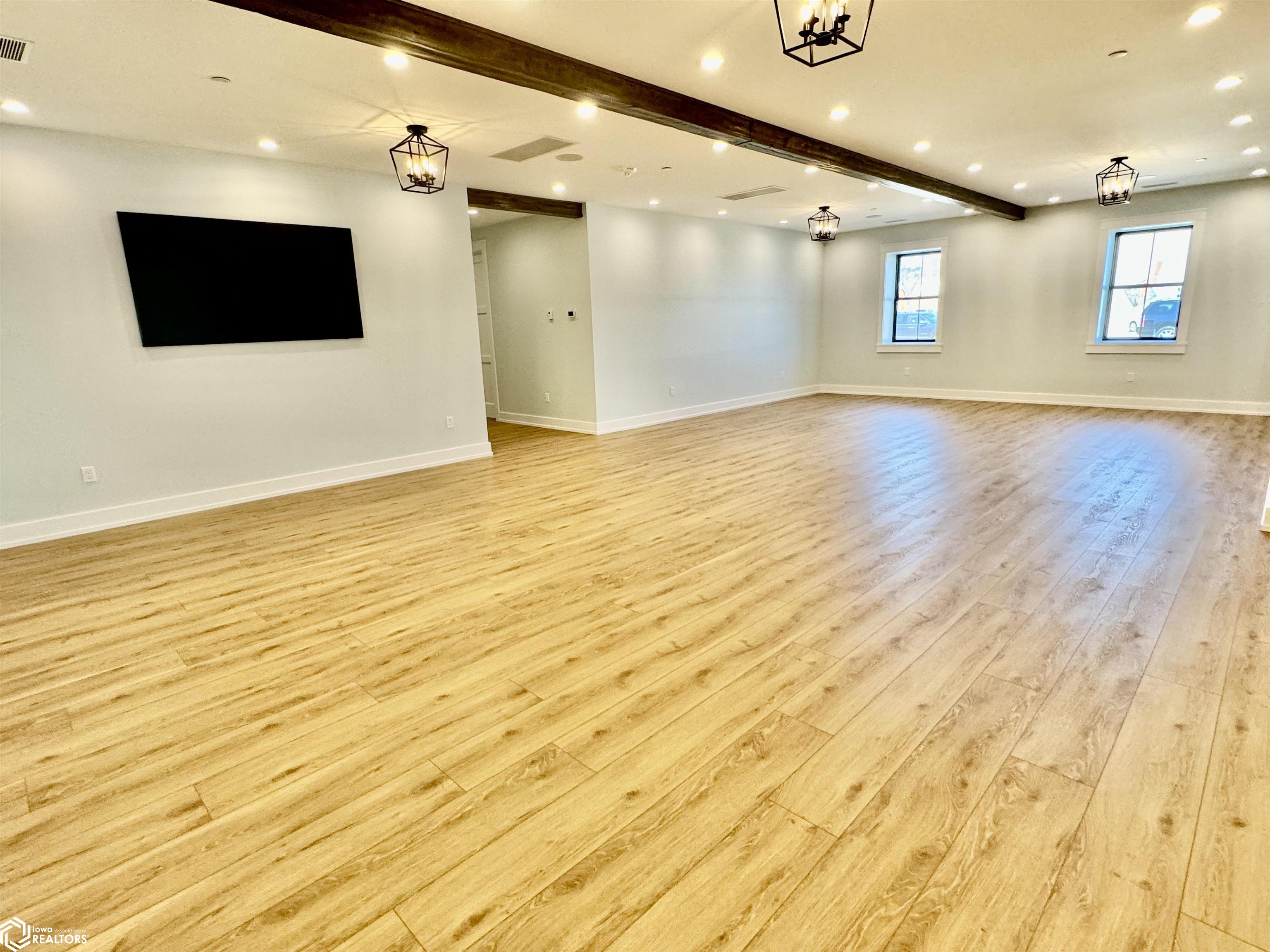 105 S 4th St #SUITE A, Clear Lake, Iowa image 33