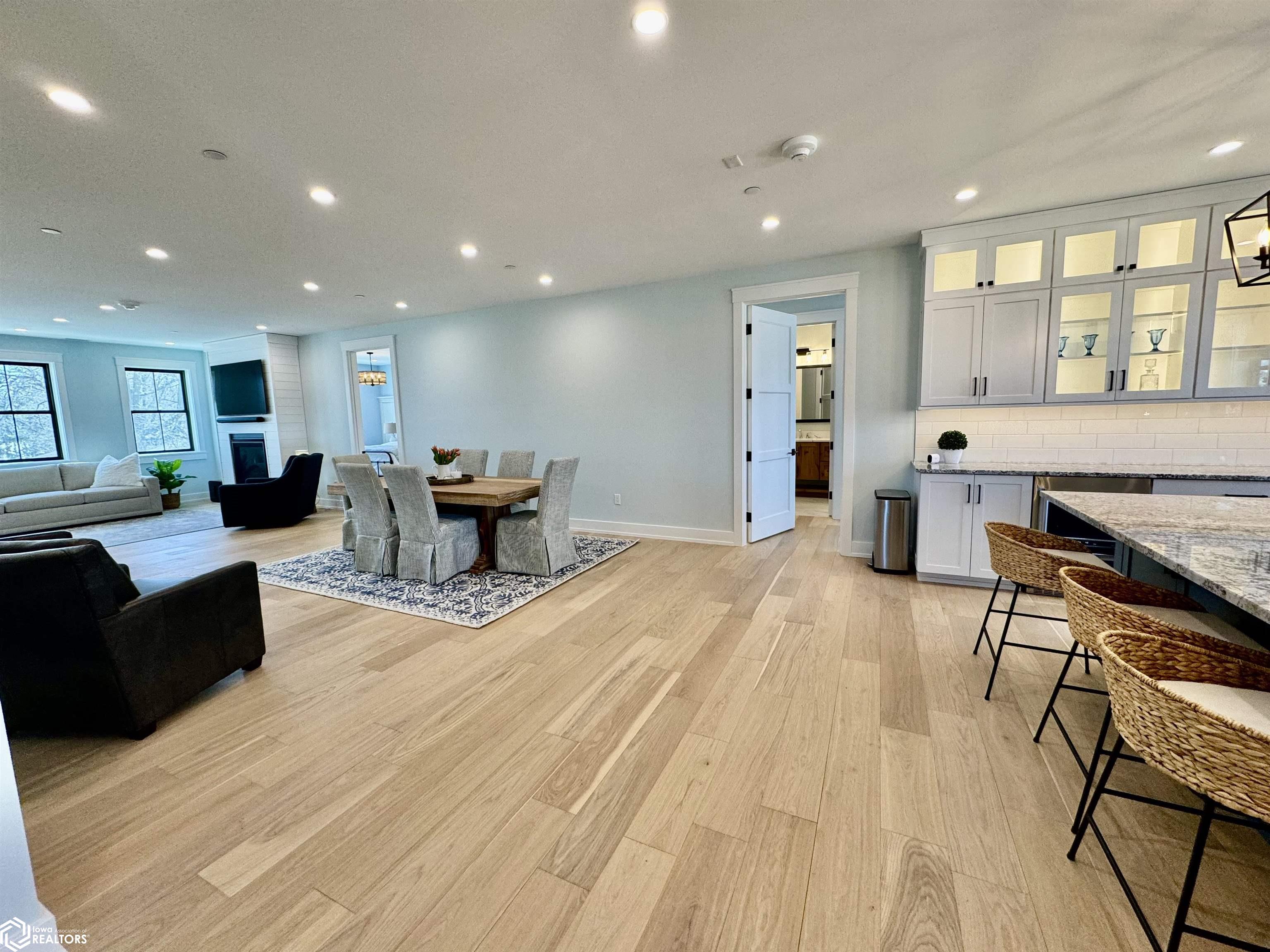 105 S 4th St #SUITE A, Clear Lake, Iowa image 10
