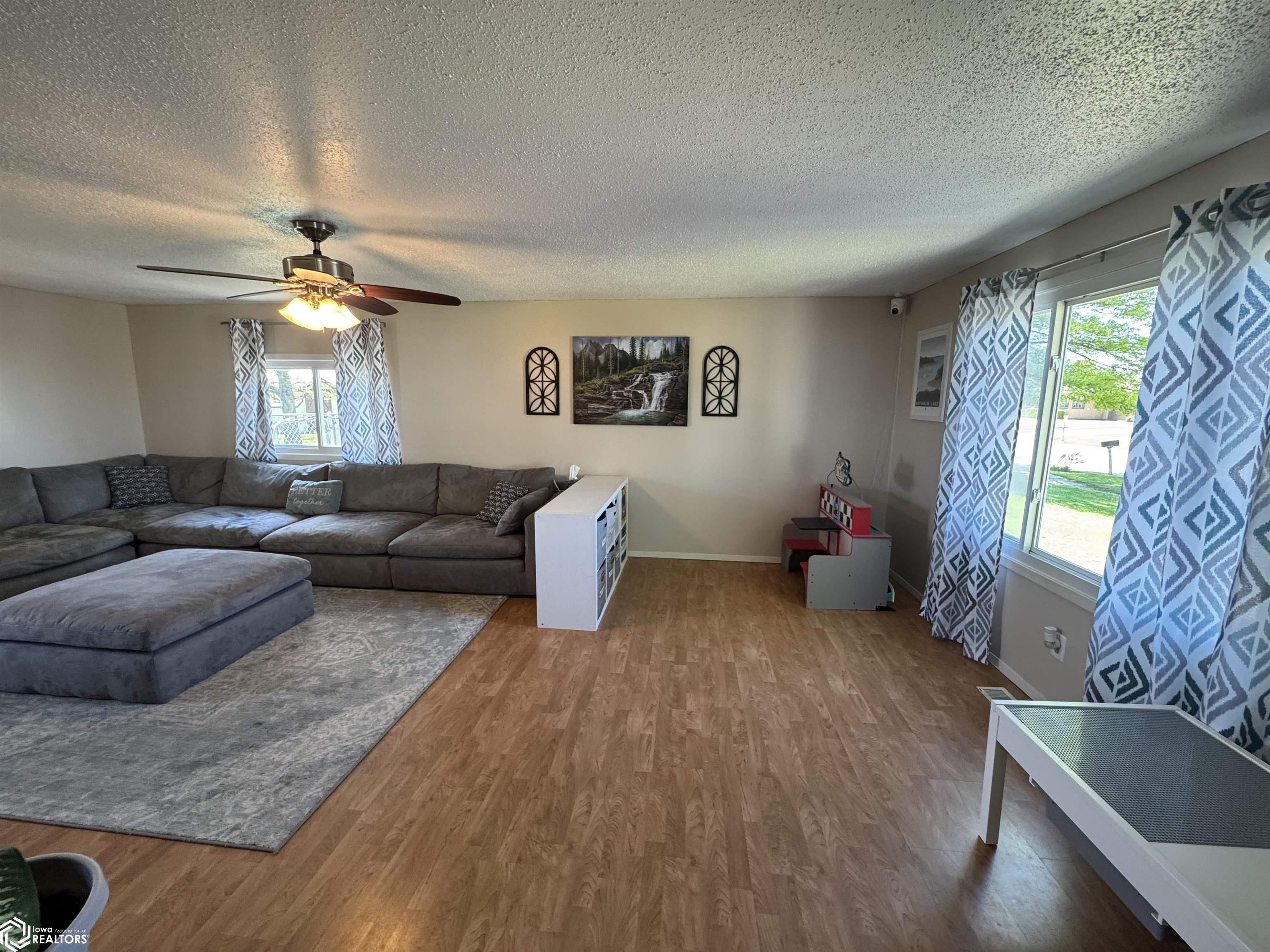 2808 Eastridge Drive, Centerville, Iowa image 9