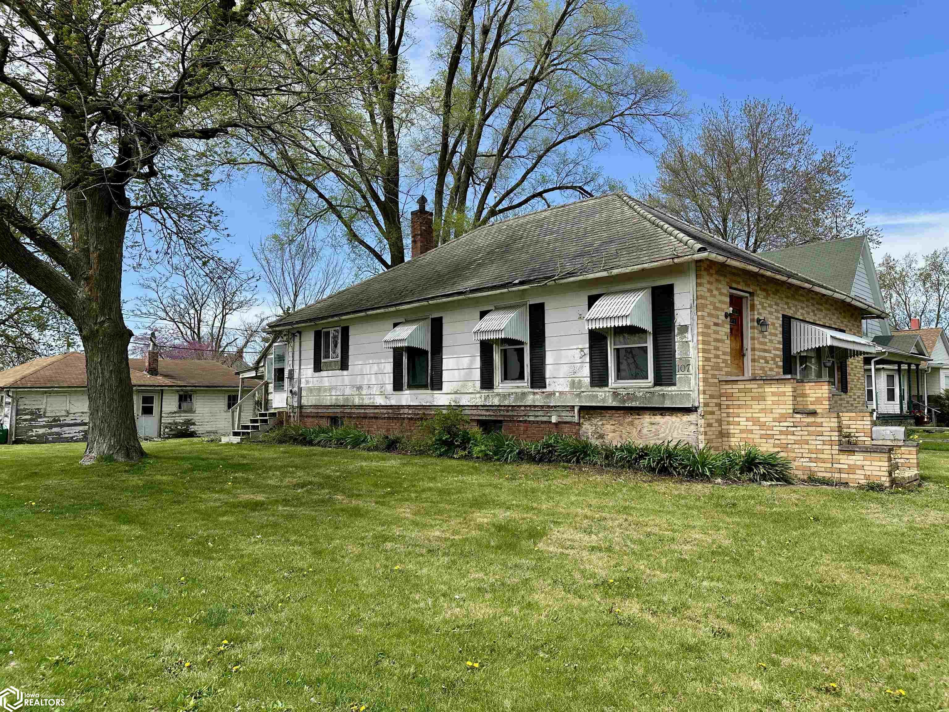 107 S Ohio Ave., Abingdon, Illinois image 2
