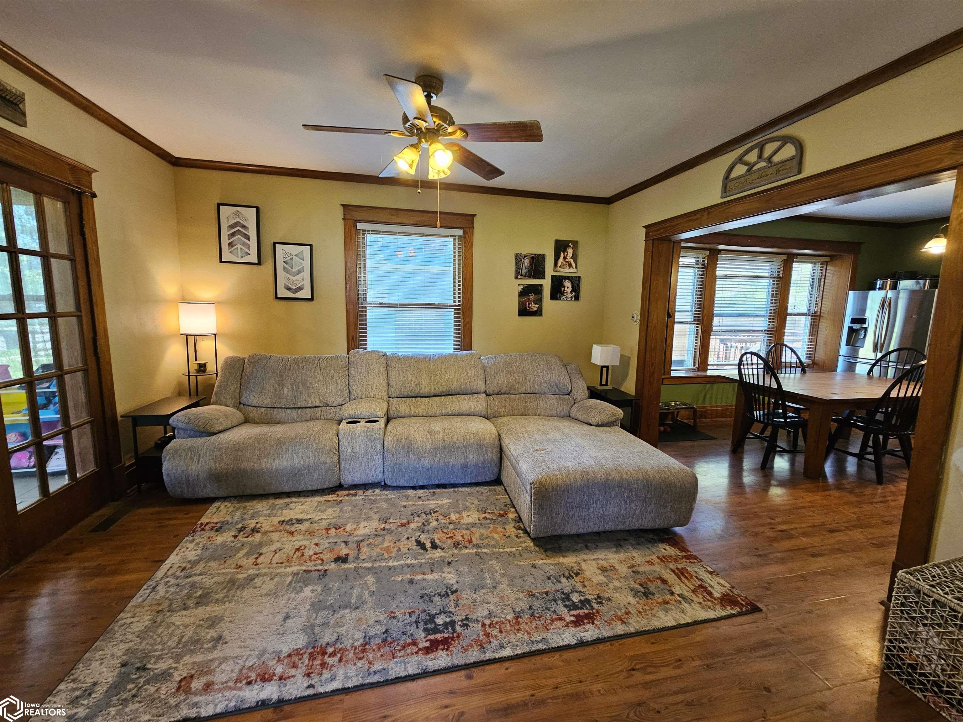 1201 S Starr Avenue, Burlington, Iowa image 5