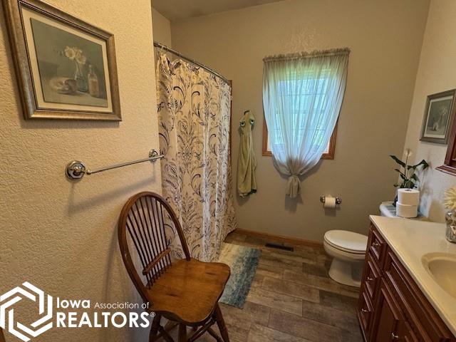 725 N E Street, Albia, Iowa image 15
