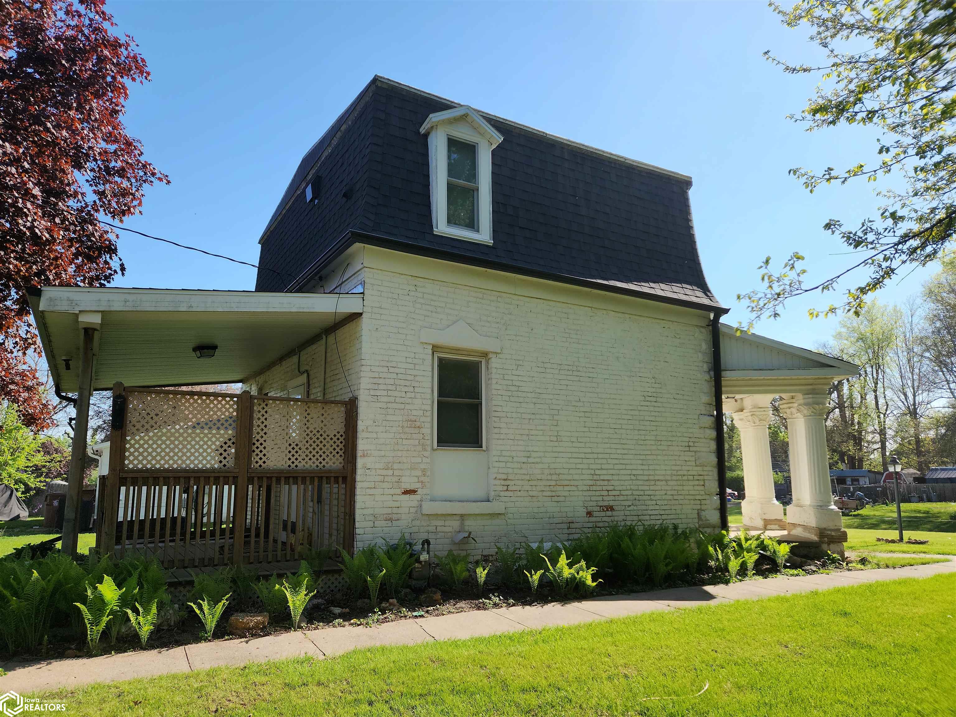 814 Summer Street, Grinnell, Iowa image 3