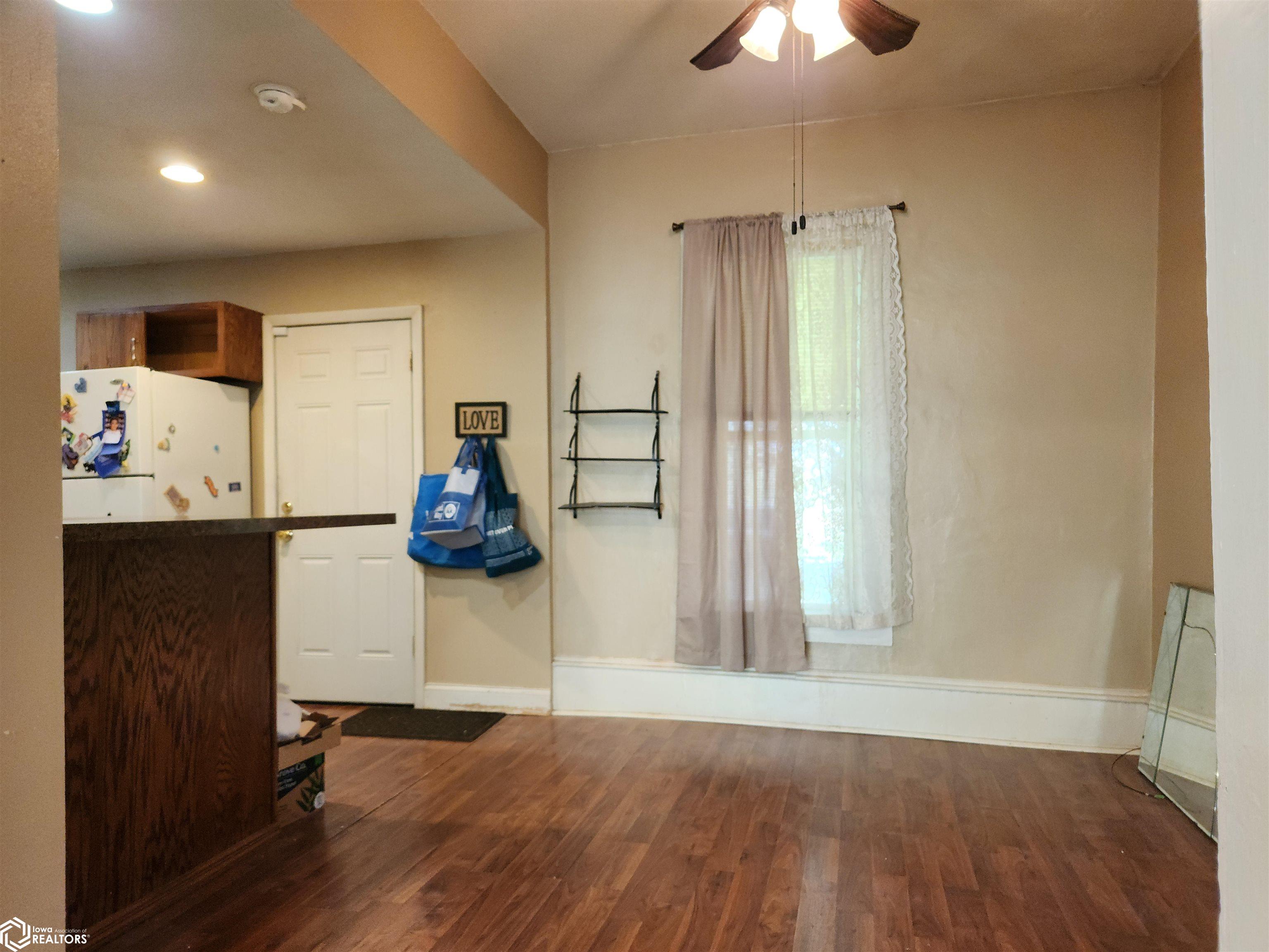 814 Summer Street, Grinnell, Iowa image 25