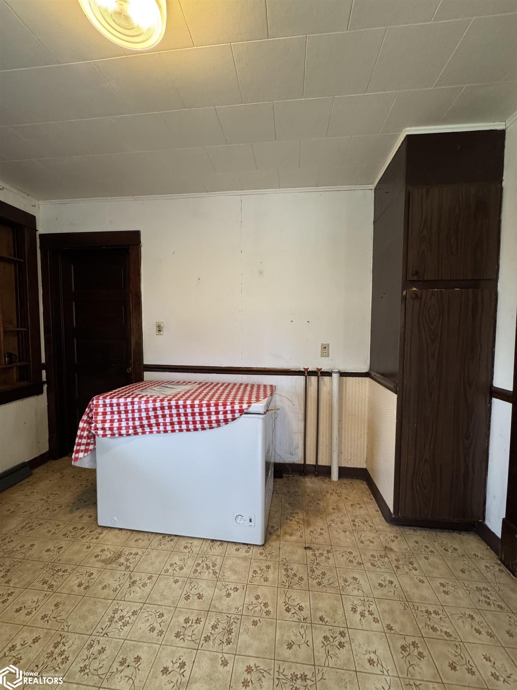 820 Avenue D, West Point, Iowa image 6