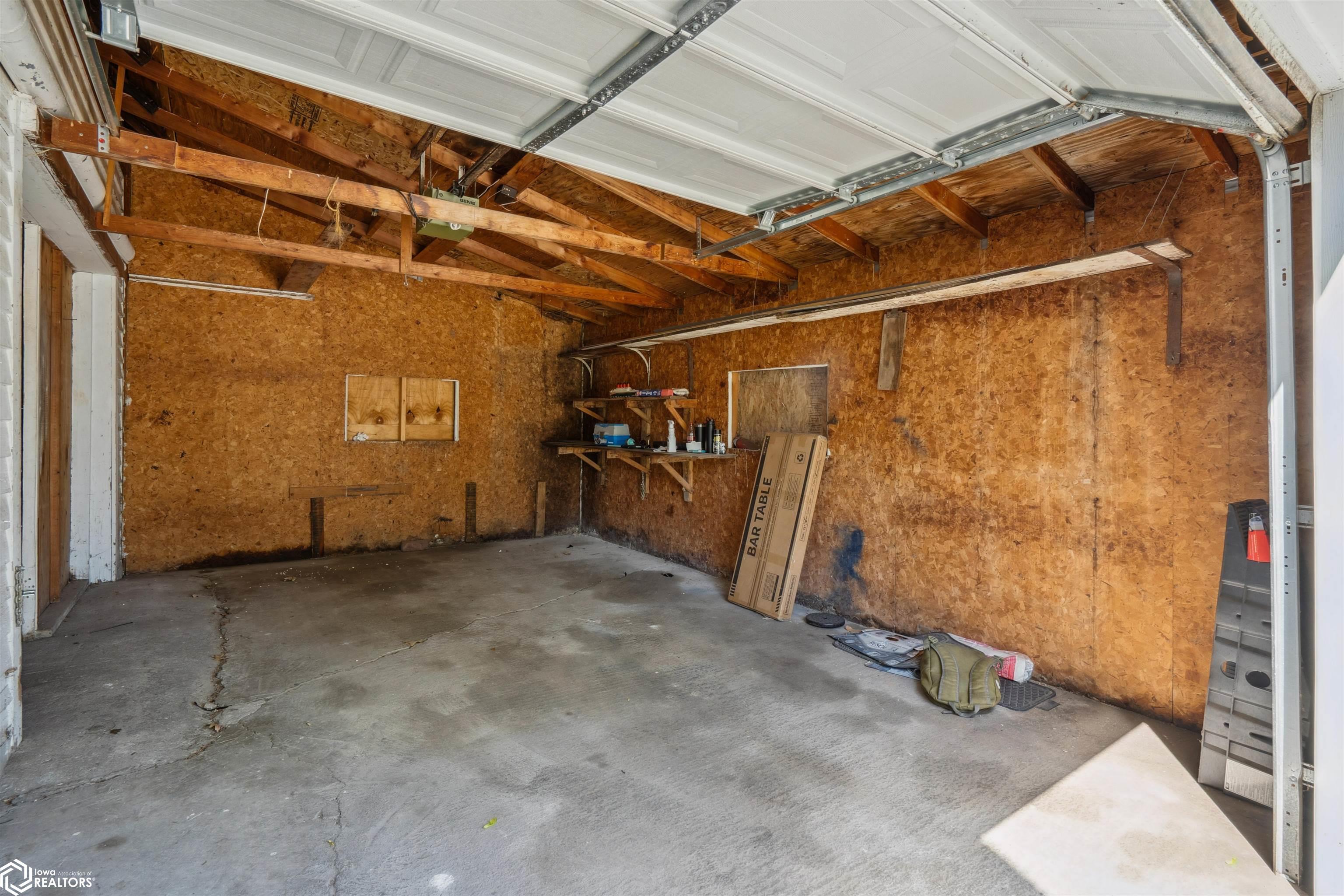 301 E Madison Street, Montezuma, Iowa image 23