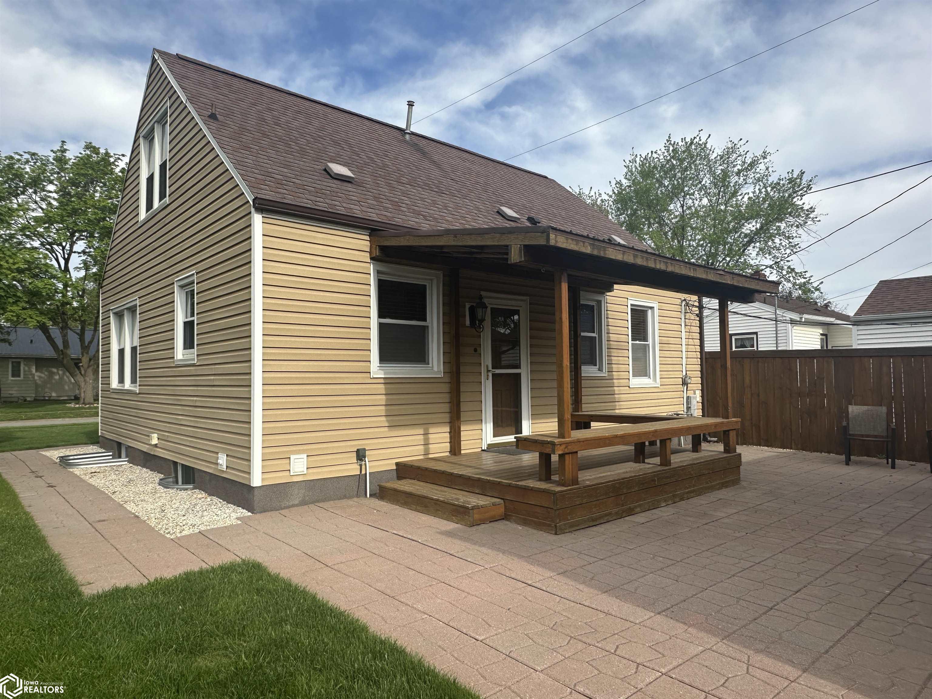 410 School Street, Iowa Falls, Iowa image 3