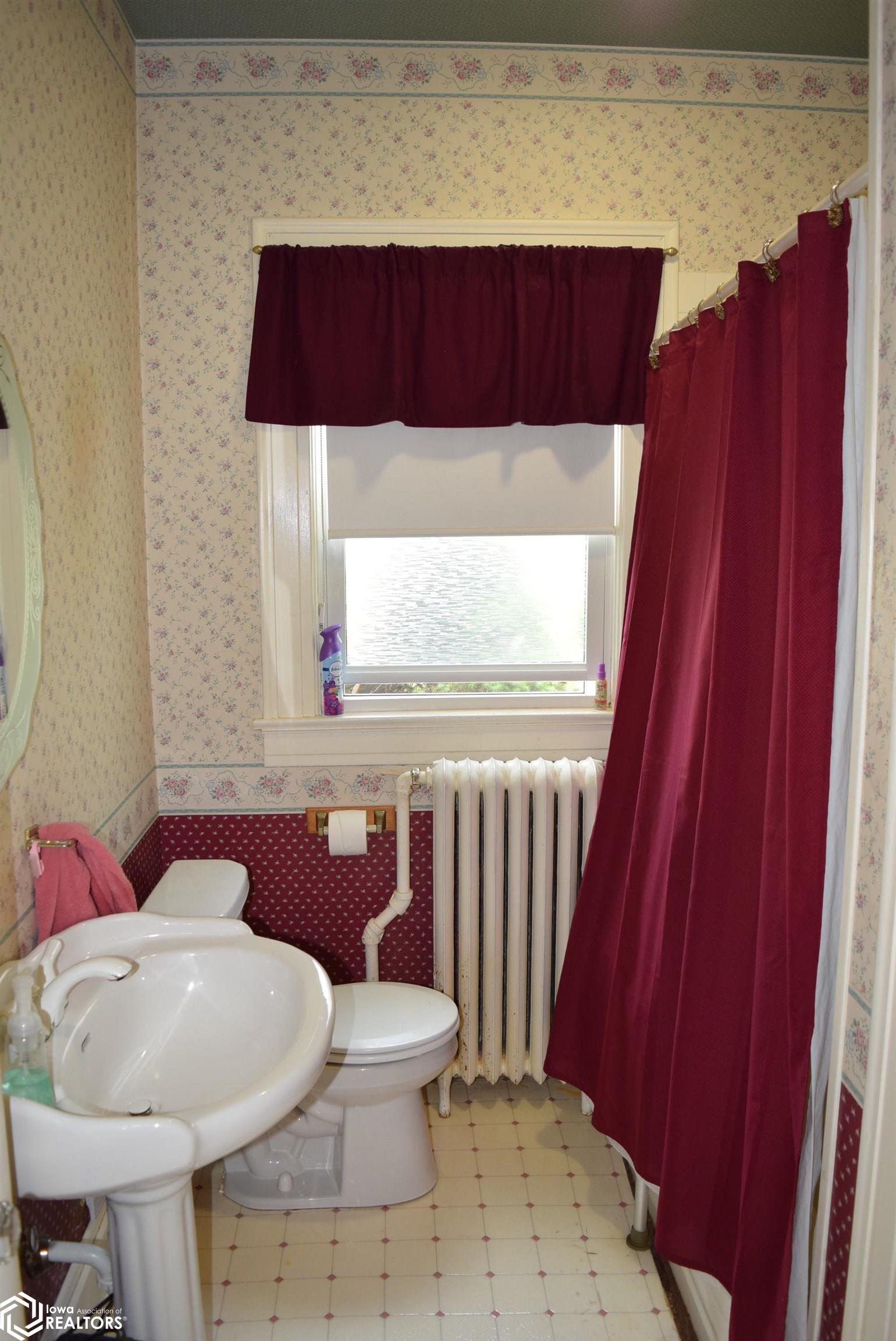 426 Avenue F, Fort Madison, Iowa image 11