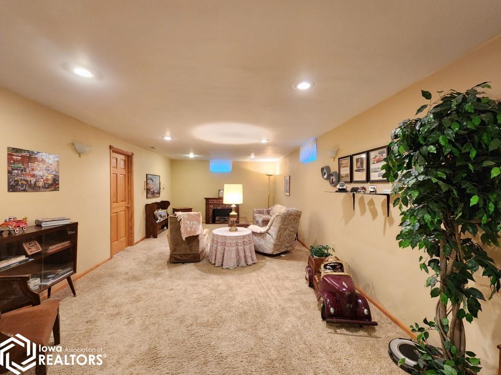 1112 Sapphire Court, Mason City, Iowa image 22