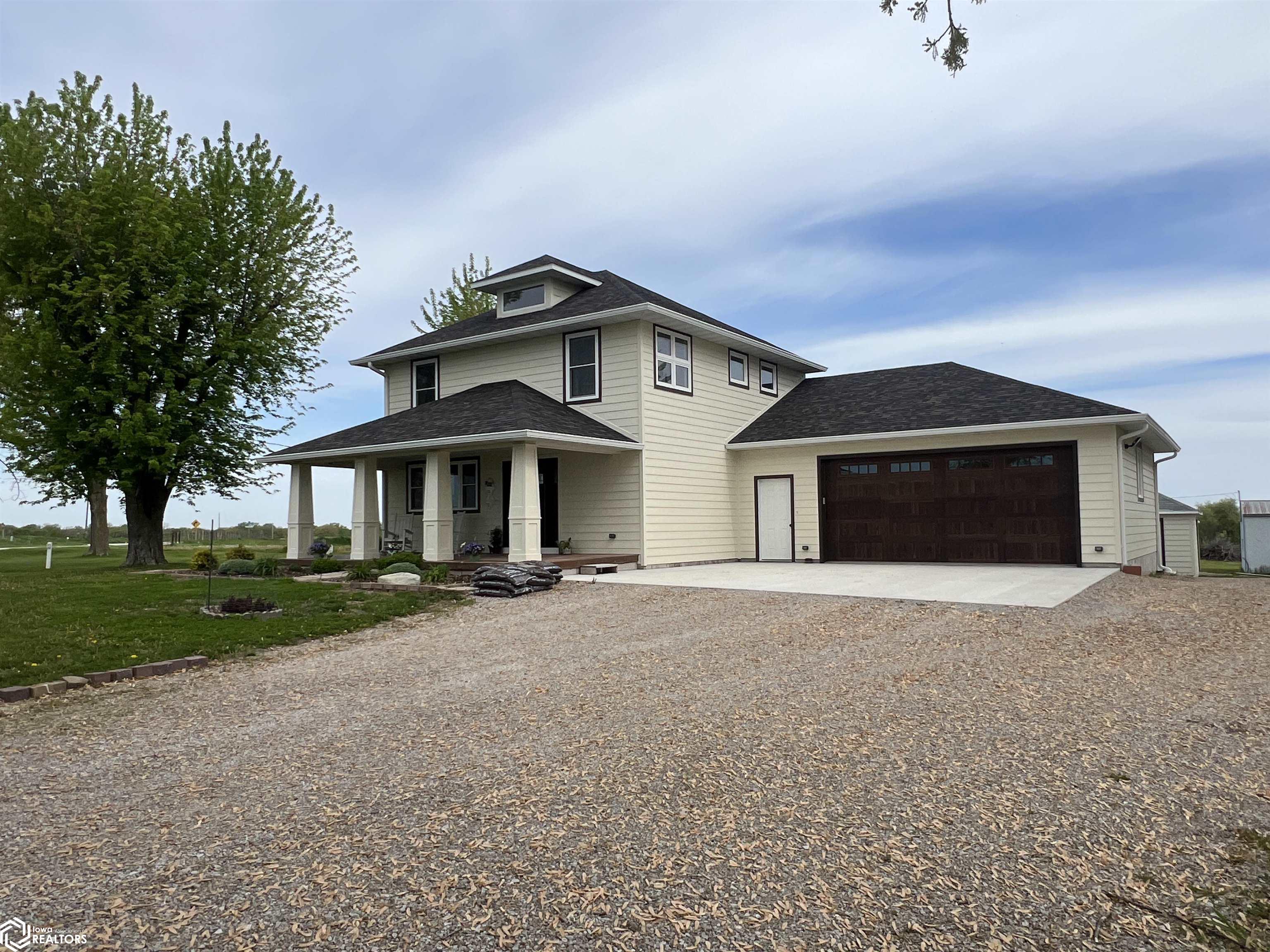 3089 Wheat Boulevard, Lockridge, Iowa image 2