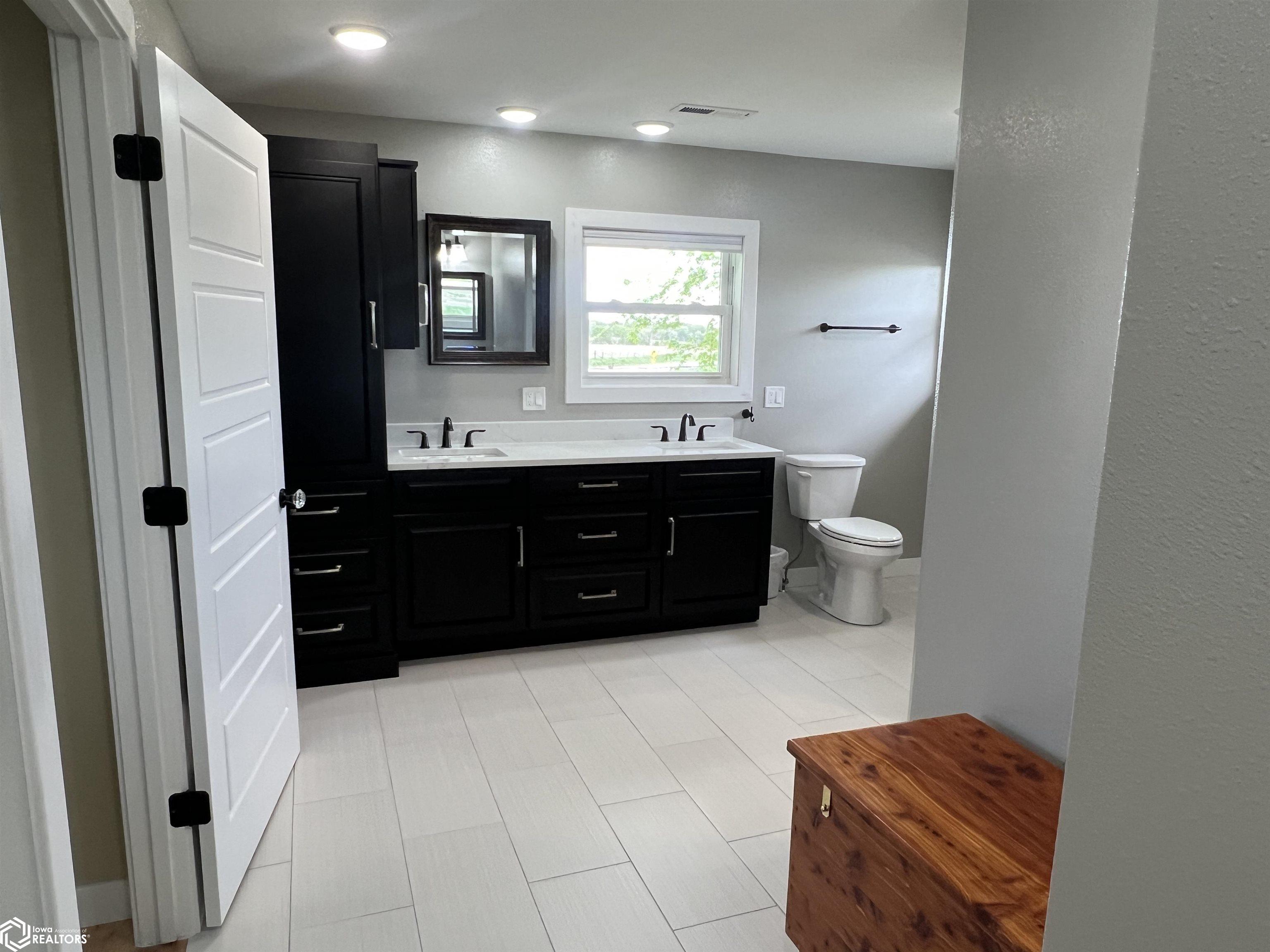 3089 Wheat Boulevard, Lockridge, Iowa image 44